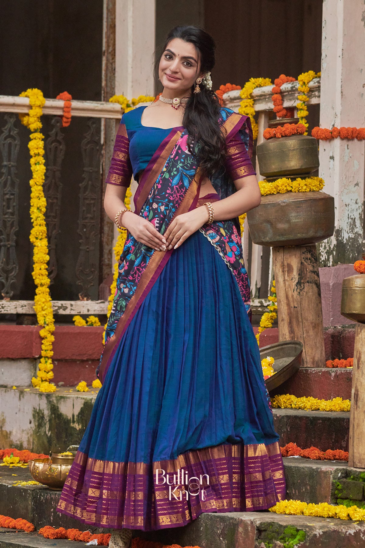 Handloom half saree by Vishnukund featuring elegant flare and texture
