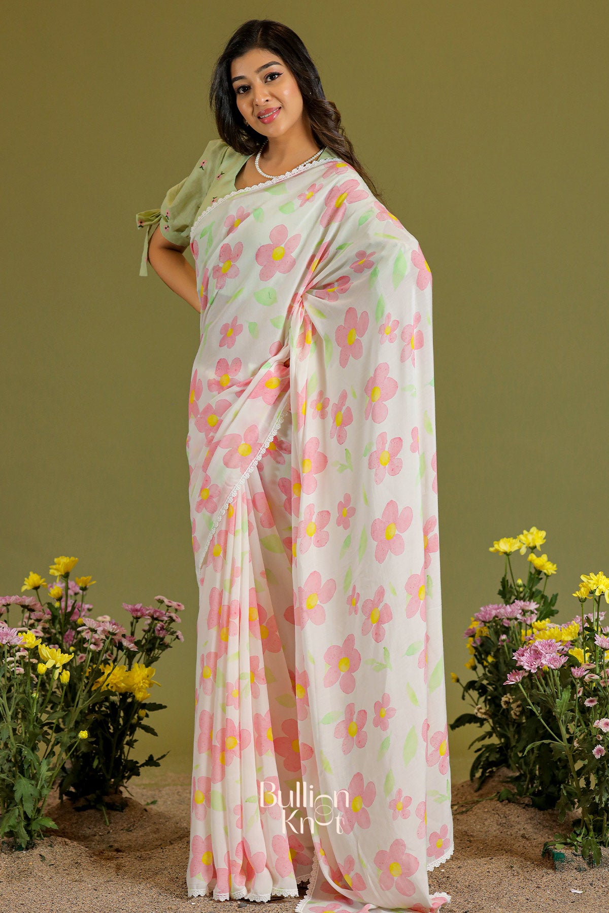 Phool Podha Saree in Pista & White