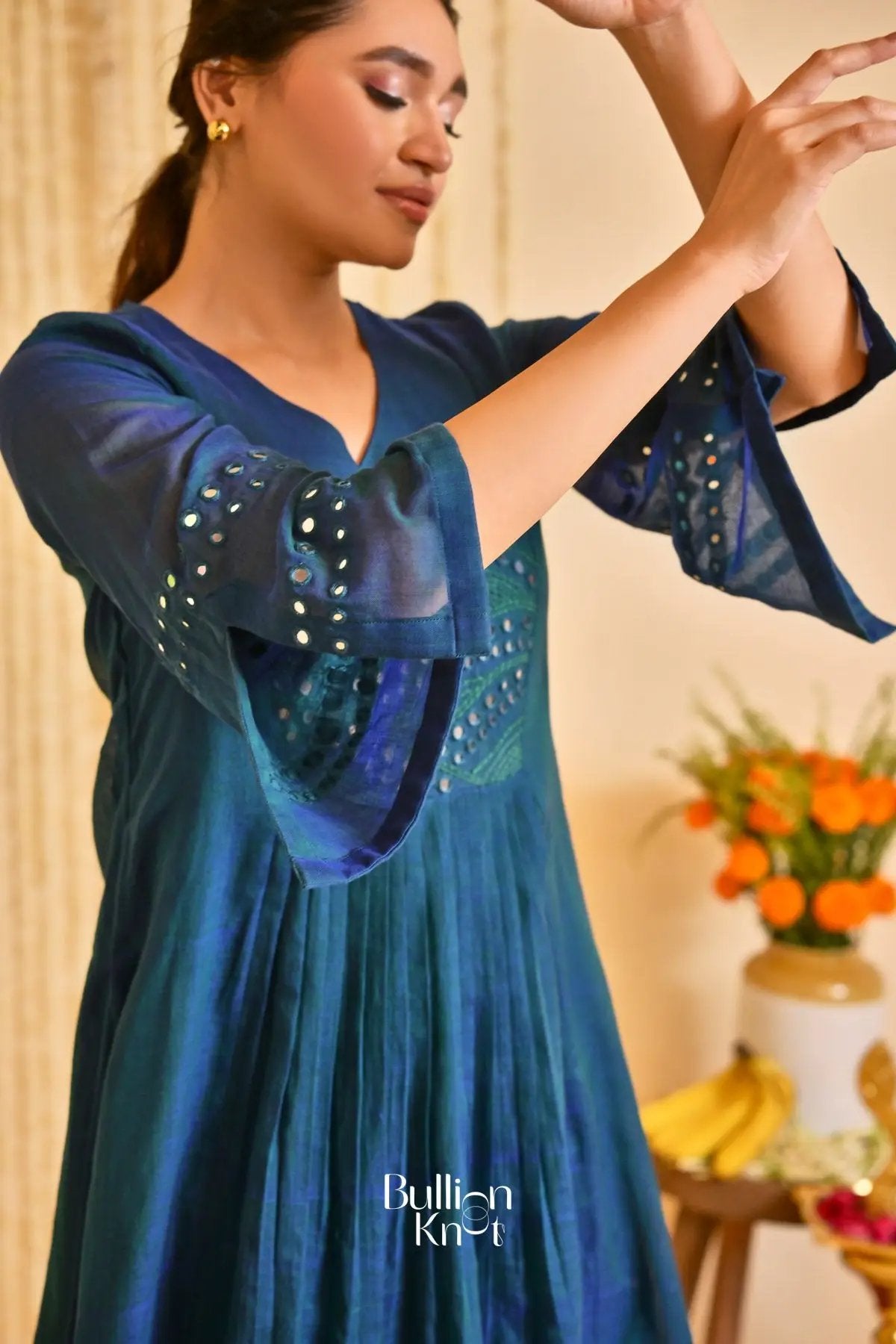 Gulnaaz Handloom Kurta Set (Dress) in Indigo