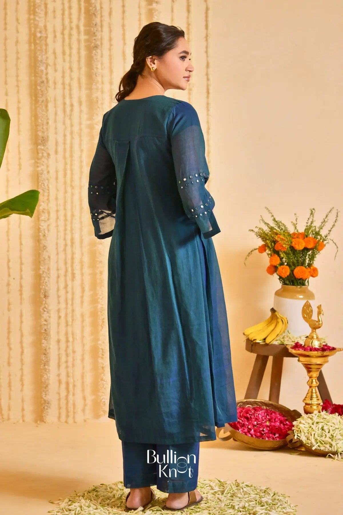 Gulnaaz Handloom Kurta Set (Dress) in Indigo