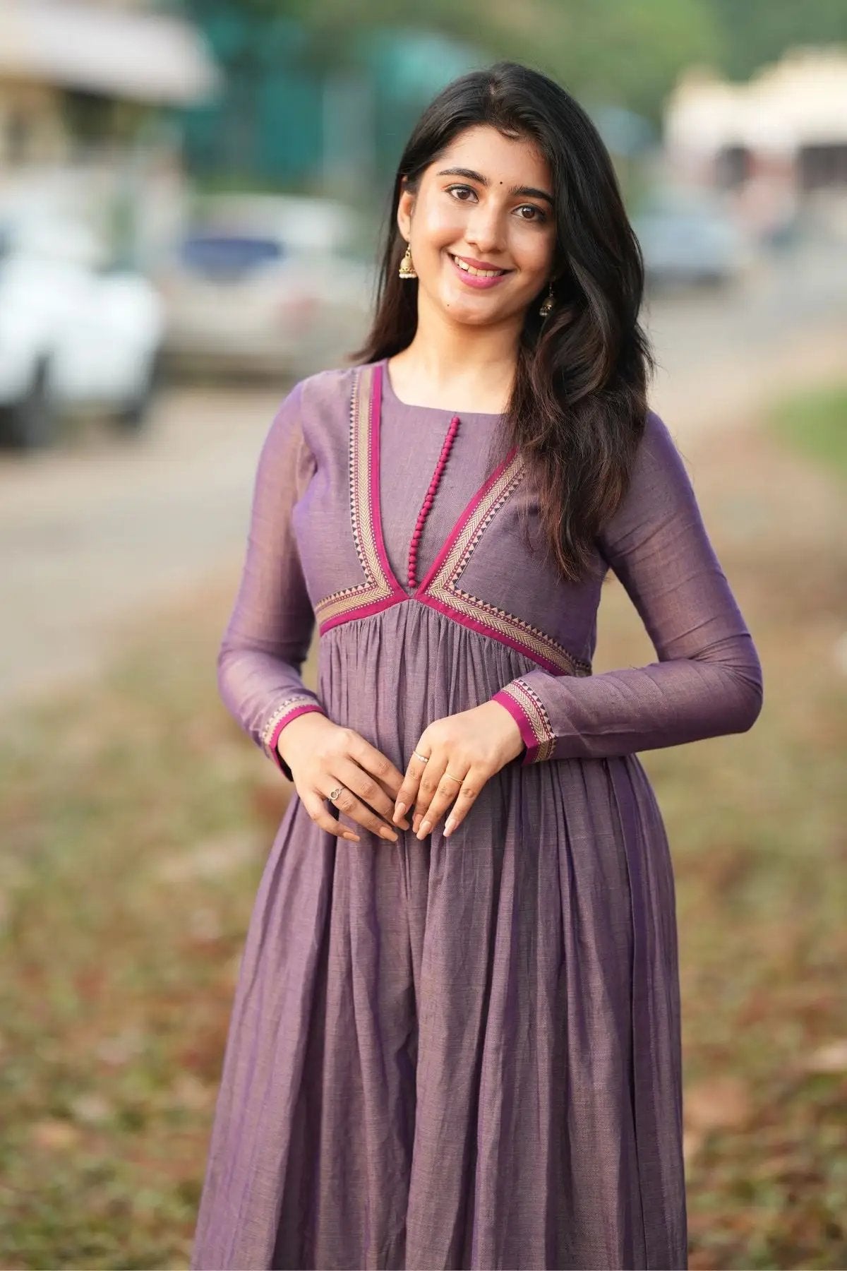 Front view of Lipika Kurta Set in greyish lavender with pink piping and handcrafted detailing, a new arrival in traditional clothing at bullionknot.