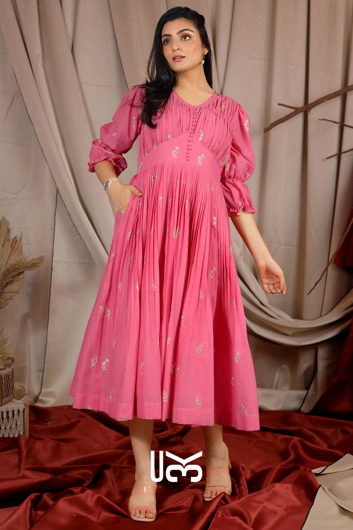 Cynthia Summer Midi (Dress) in Pink