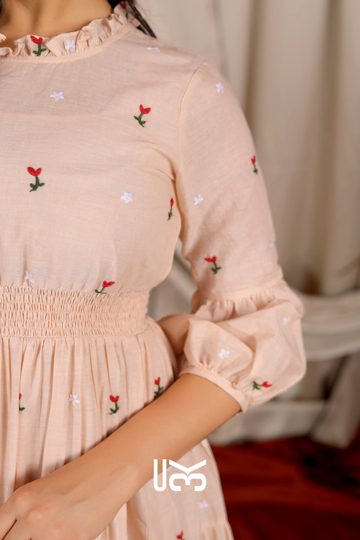 Dahlia Summer Midi (Dress) in Ivory