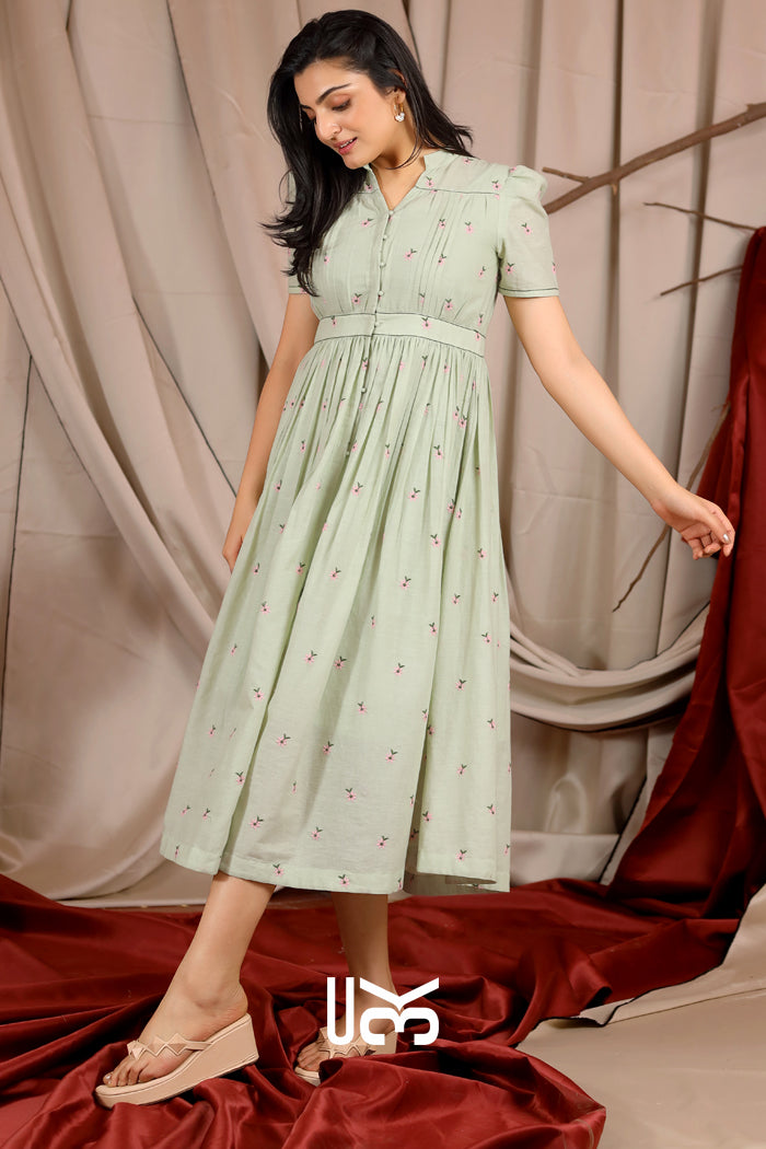 Charlotte Summer Midi (Dress) in Pista