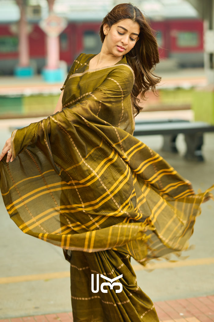Madhvi Handloom Saree in Mehndi