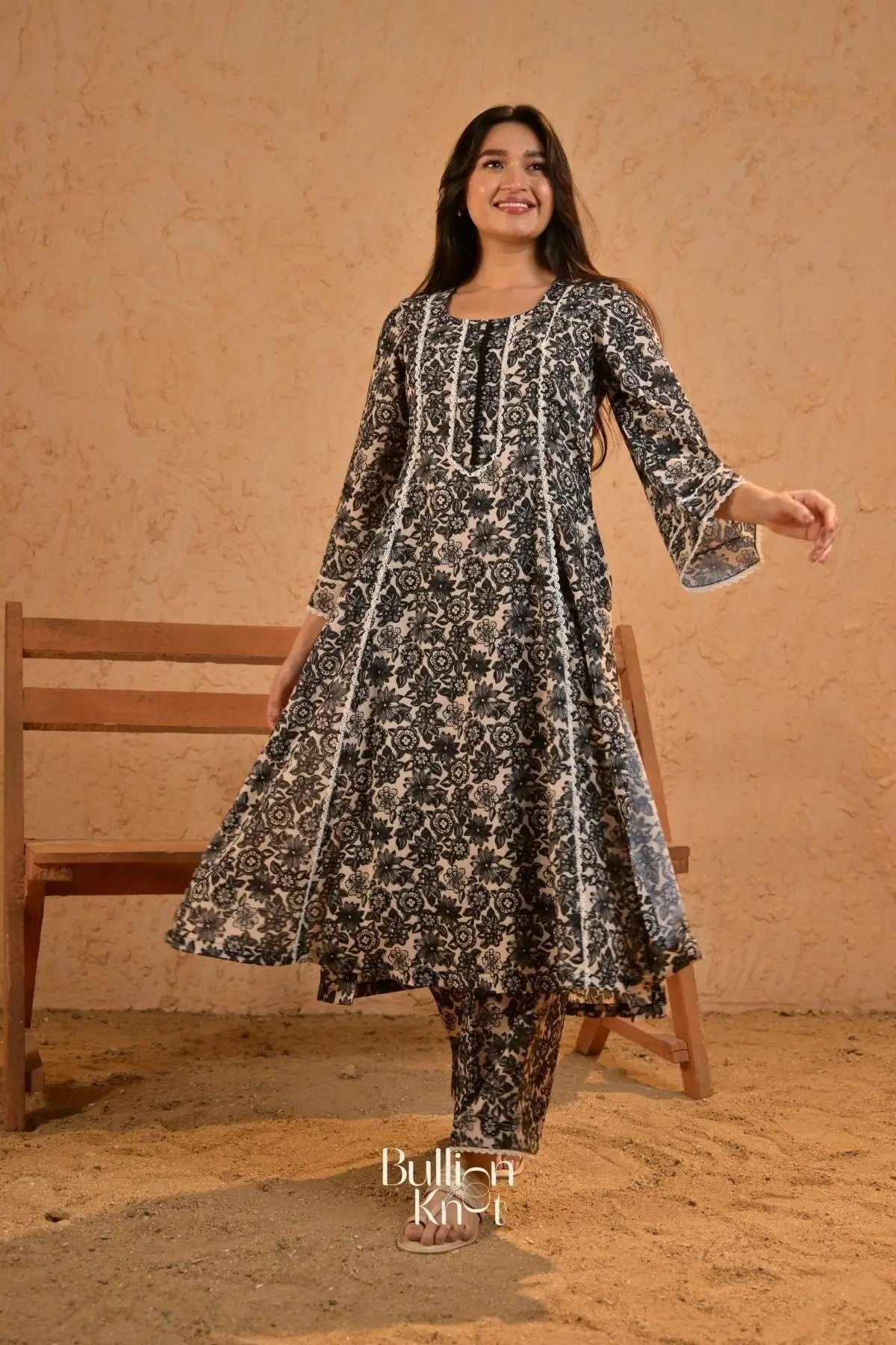 Siaa Maternity Kurta Set (Dress) in Black