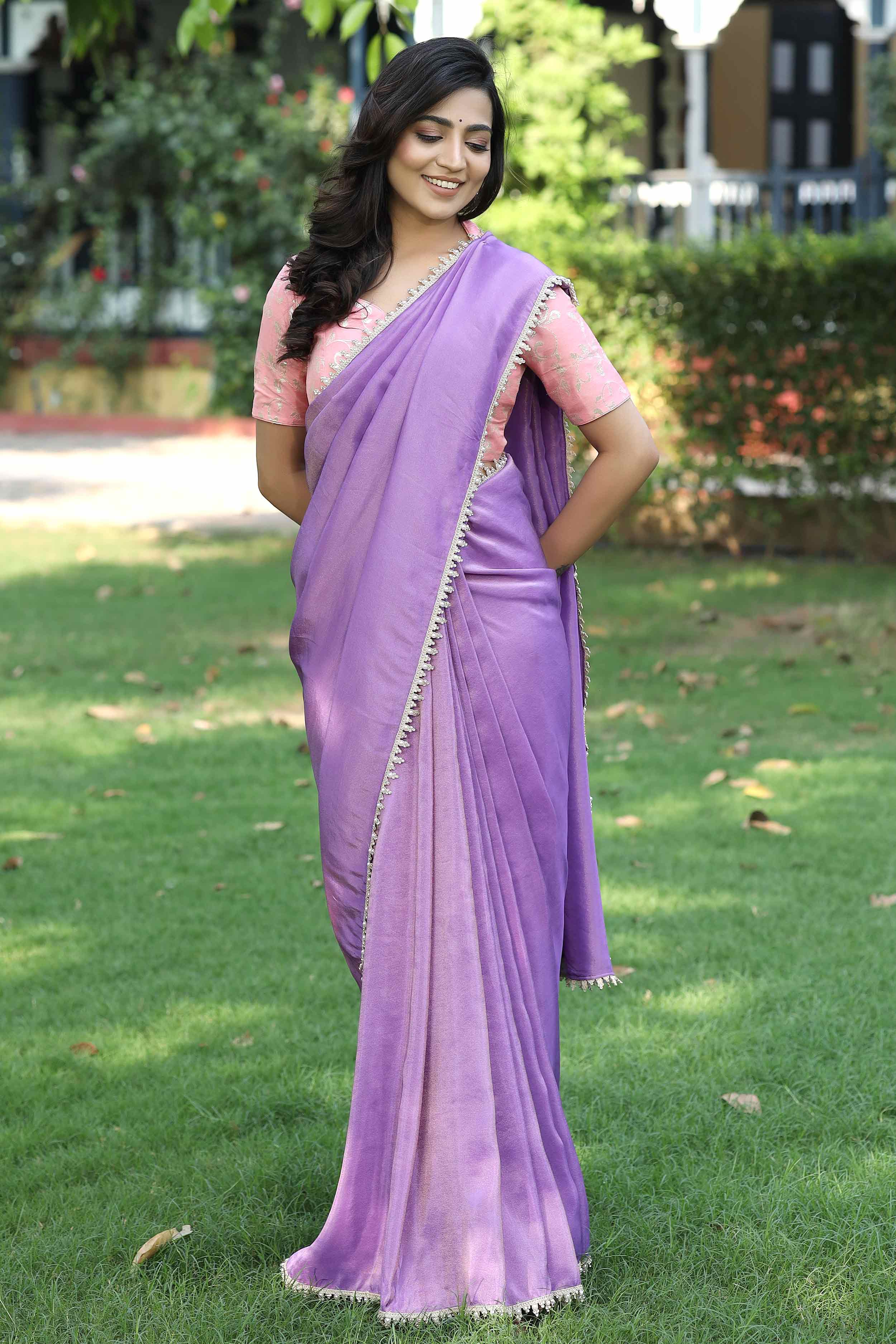 beautiful violet saree from Bullionknot