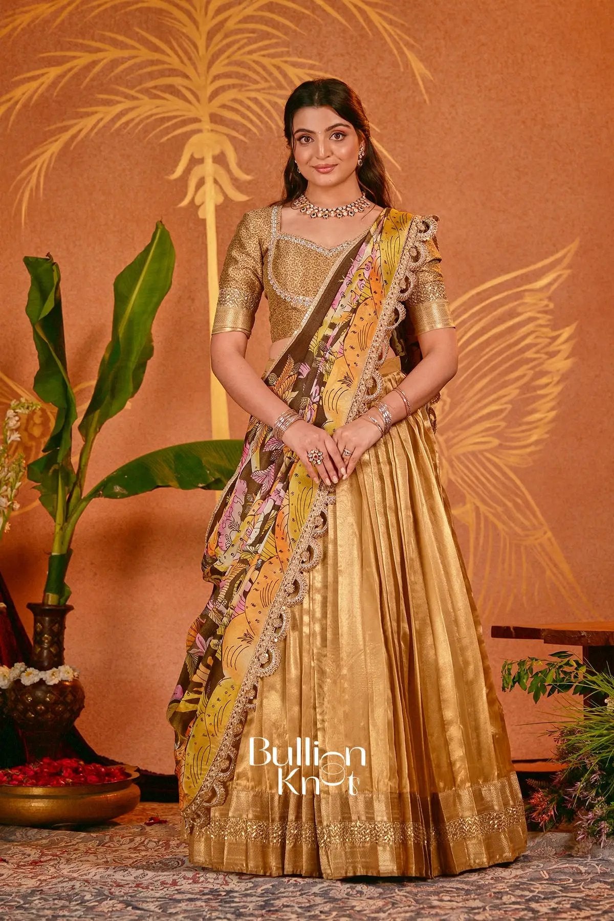 Infographic highlighting premium quality, trusted customers, made in India, gifting, delivery, and exchange policy