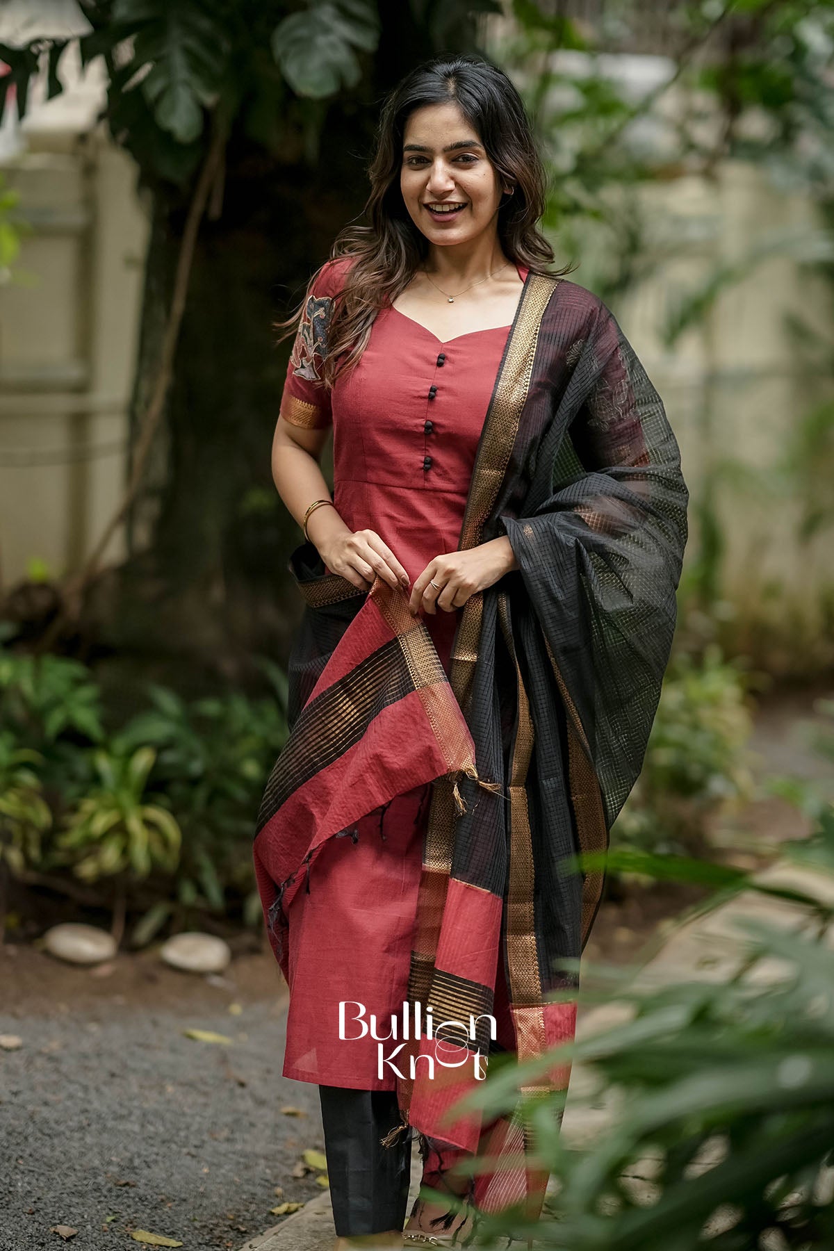 Avikaa Maroon Manglagiri Cotton Kurta Set