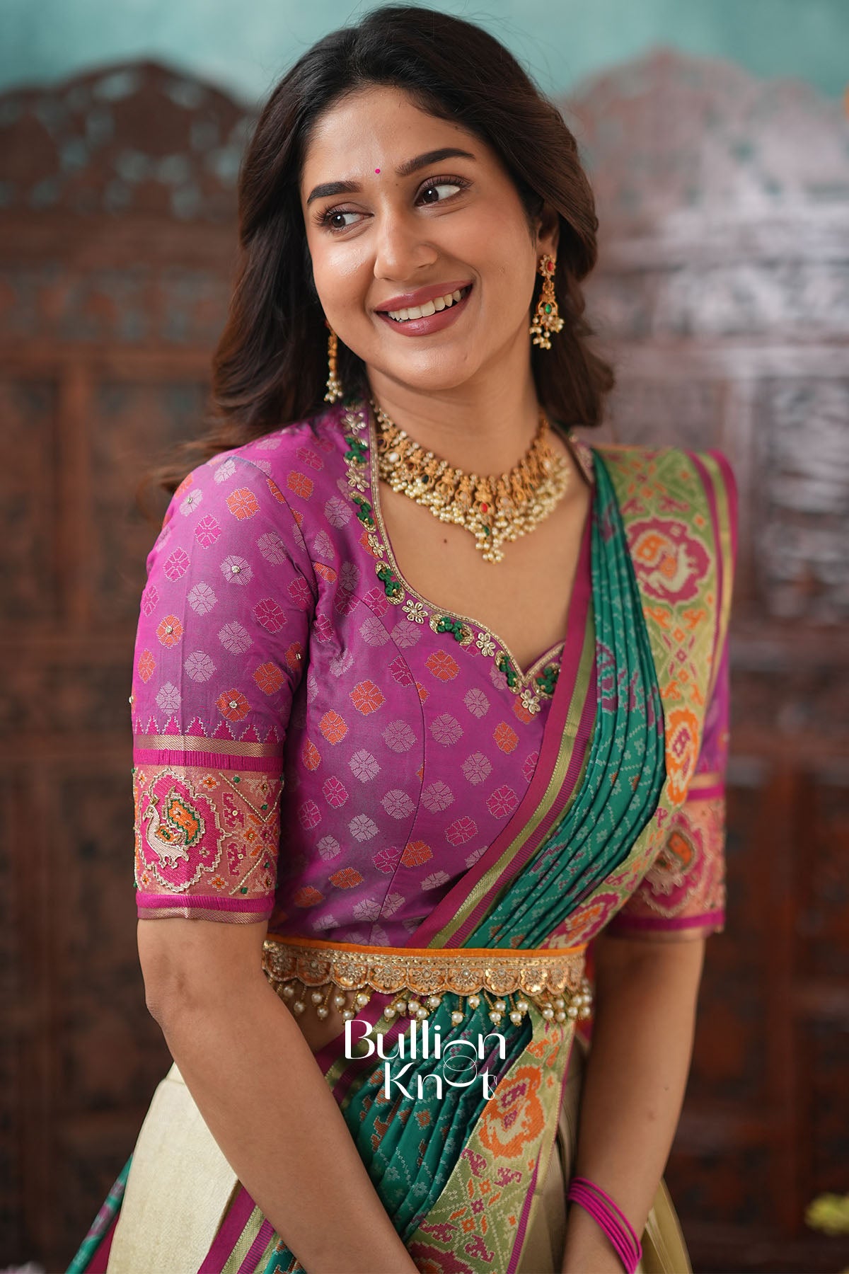 Pehraav Green Rani 2-In-1 Lehenga Set With Belt