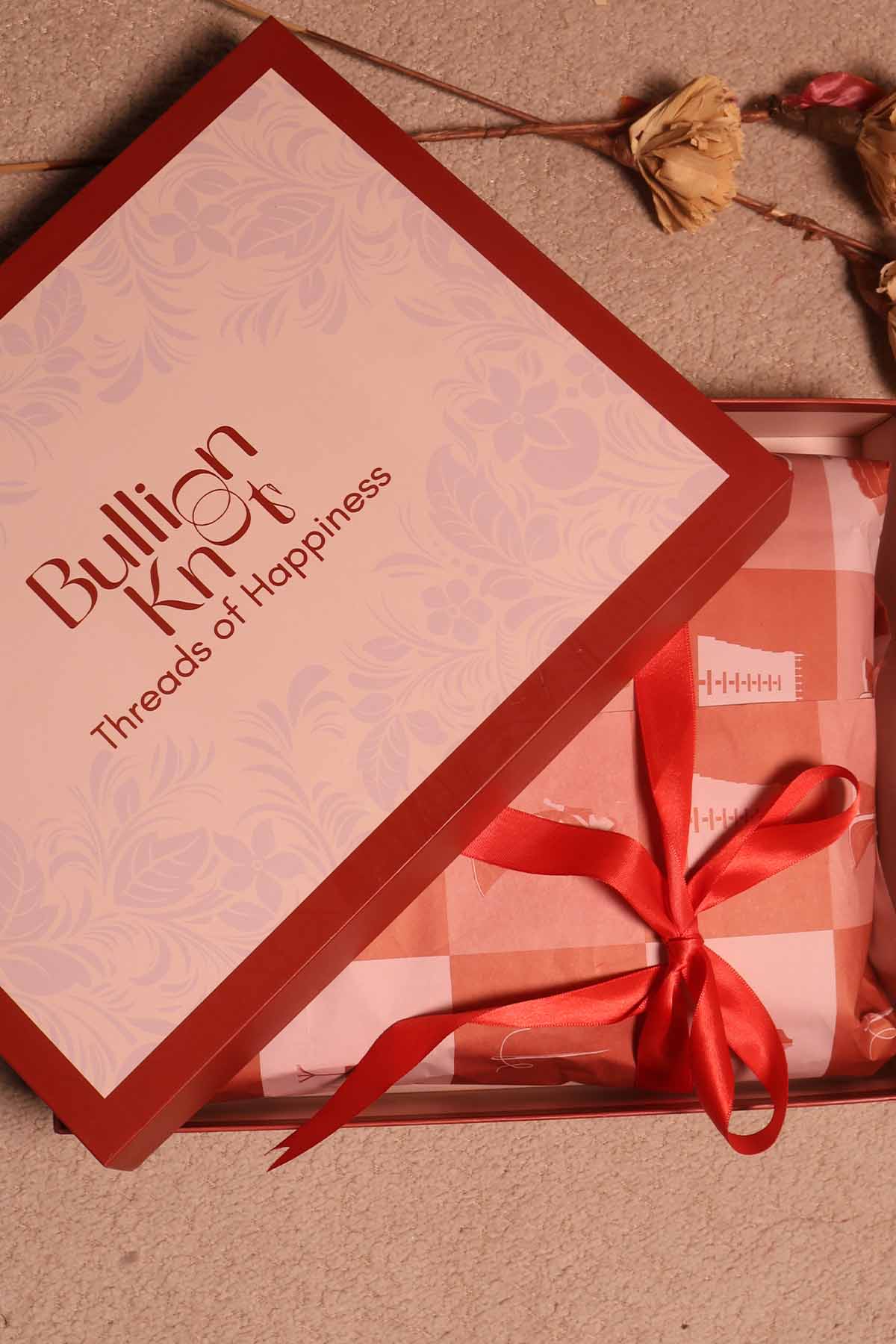 Heritage Gift Box Packaging with Elegant Design