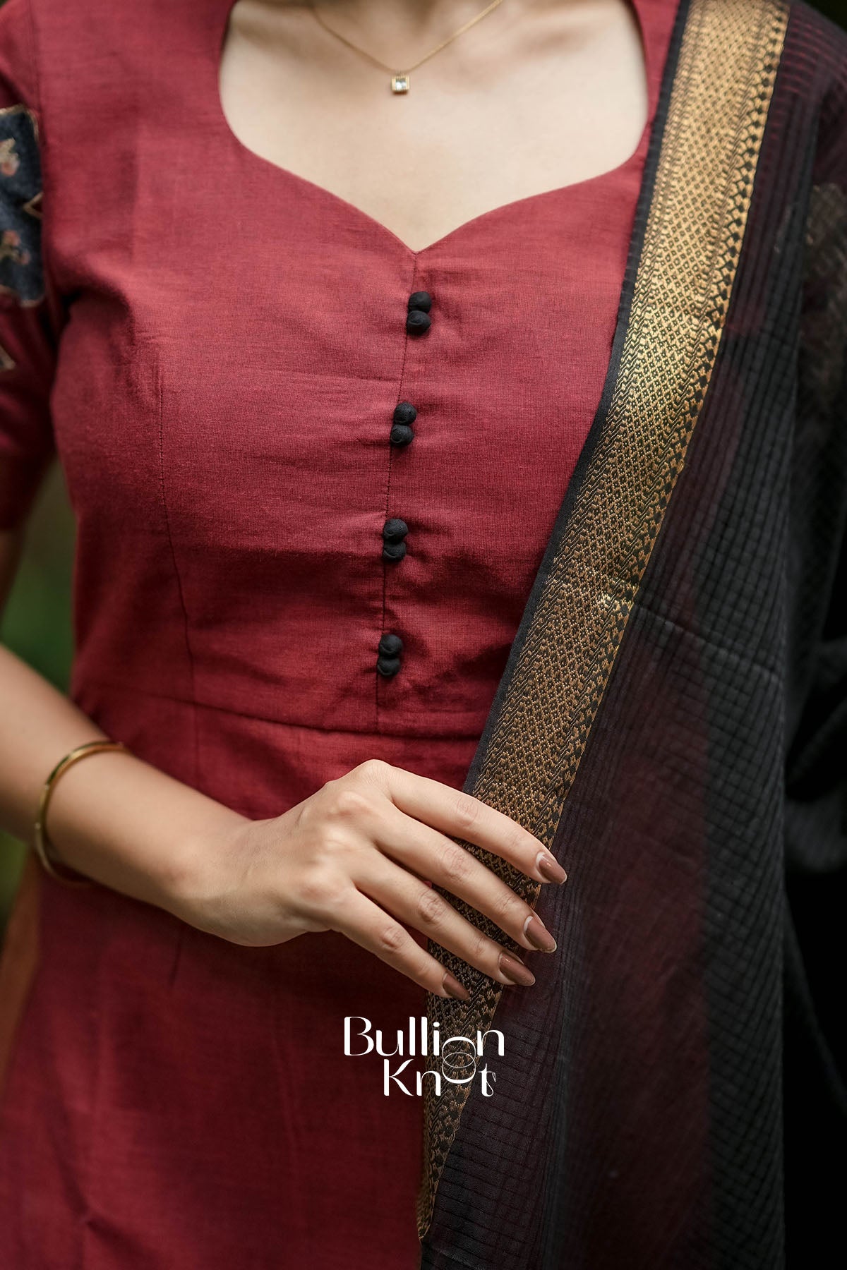 Avikaa Maroon Manglagiri Cotton Kurta Set