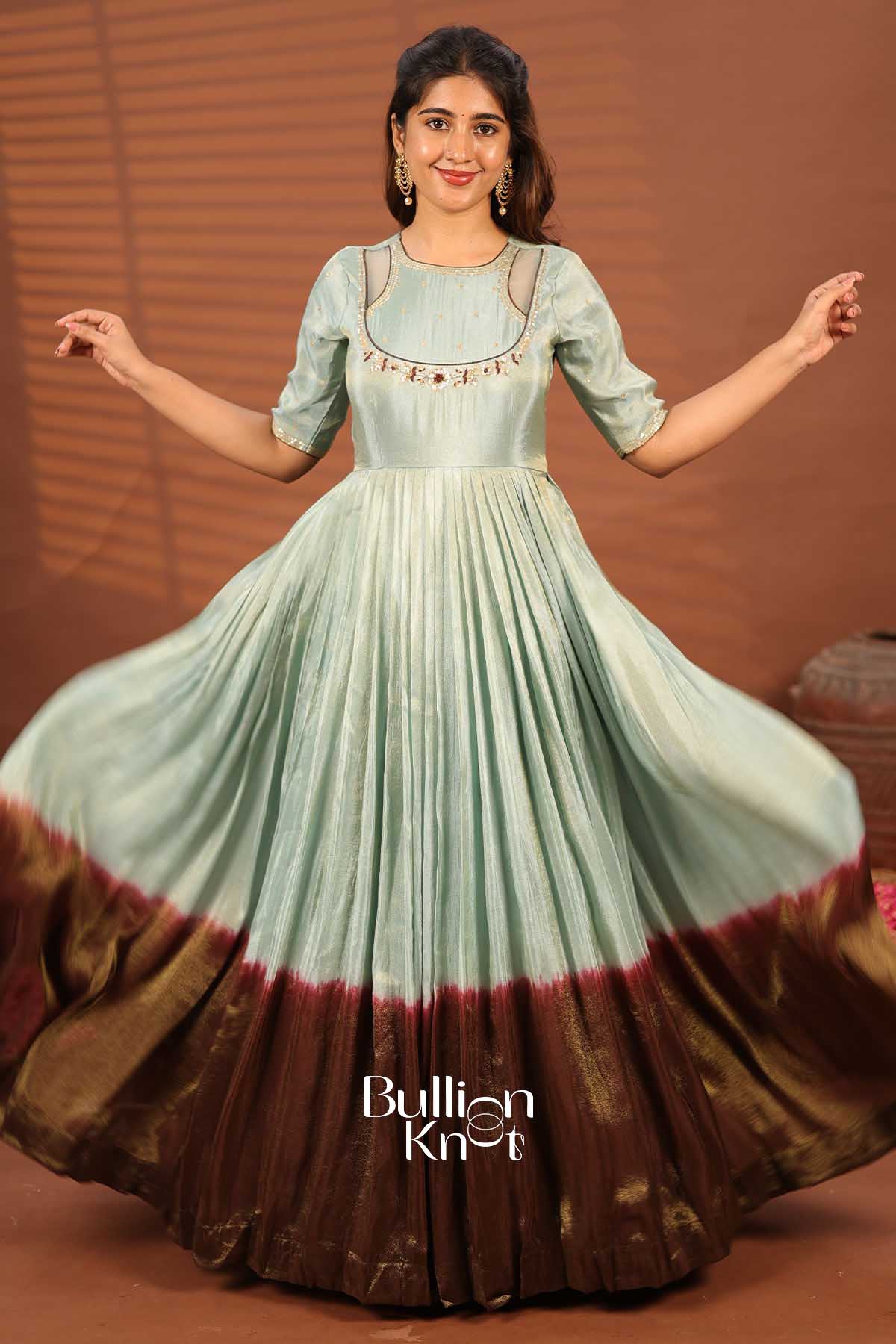 Auralika | Natural Crep Aqua Brown Shaded Gown