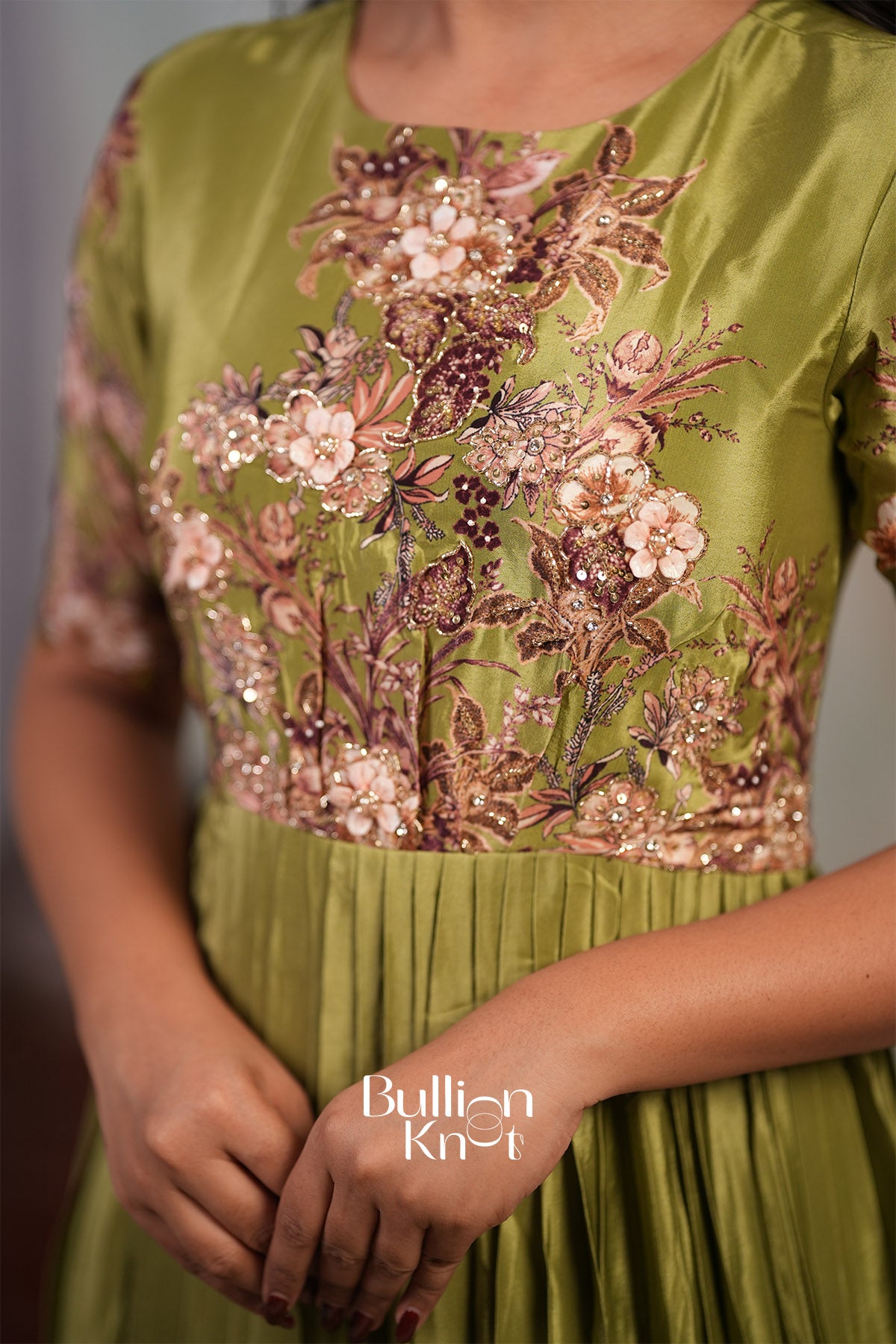 Glorencia Soft Crepe Long Dress In Green