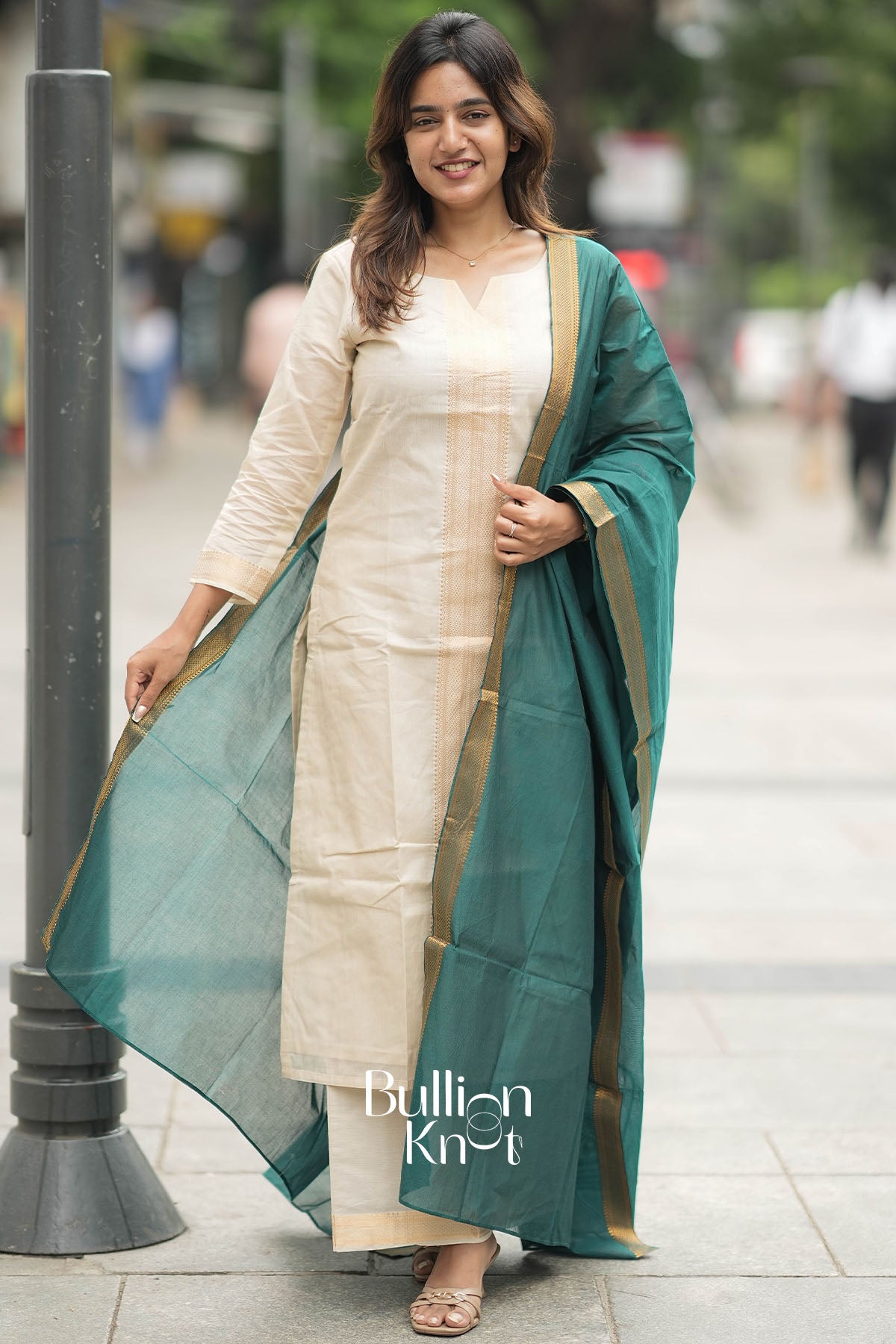 Varnika Mangalgiri Cotton Kurta Set in Maroon