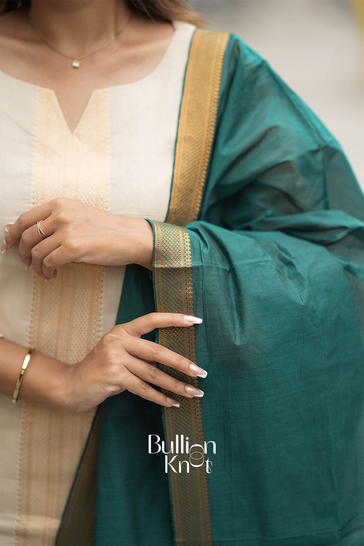 Varnika Mangalgiri Cotton Kurta Set in Maroon
