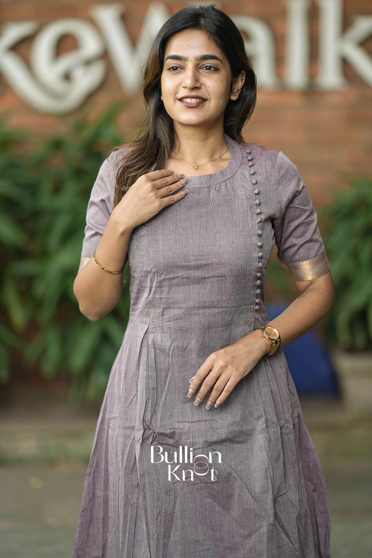 Oviya Handloom Kurta Set in Gray