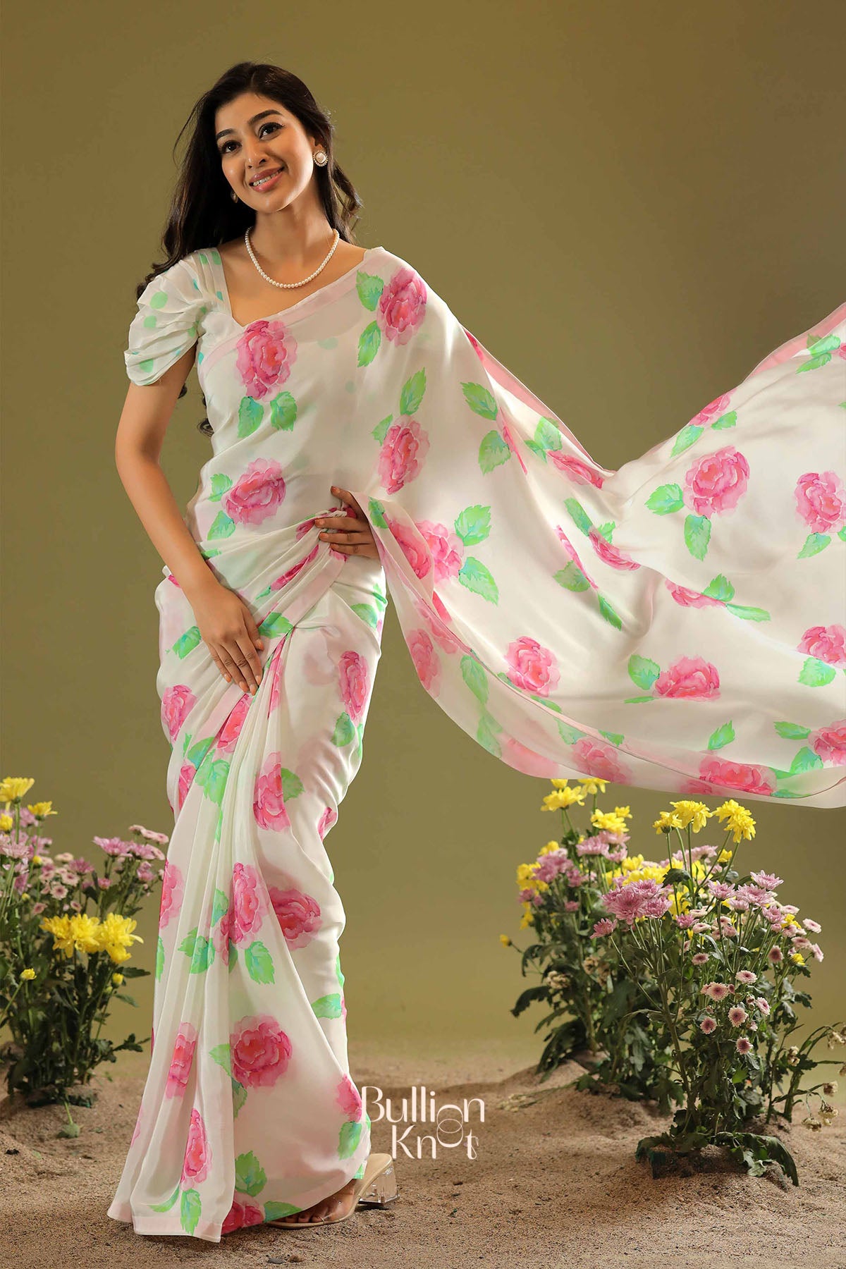 Jessika rose retro print saree featuring bold rose patterns