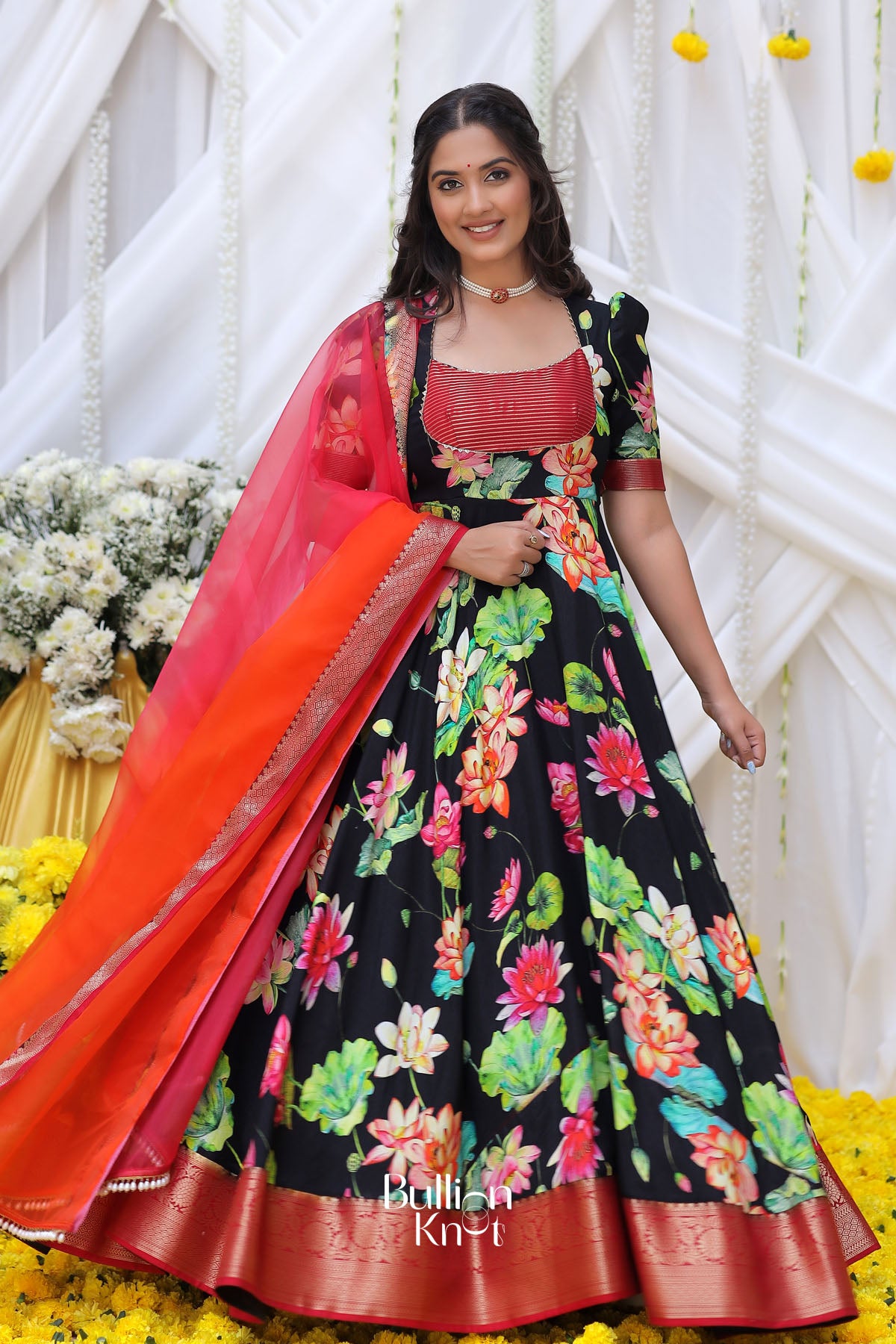 Neera Banarasi Long (Dress) in Black