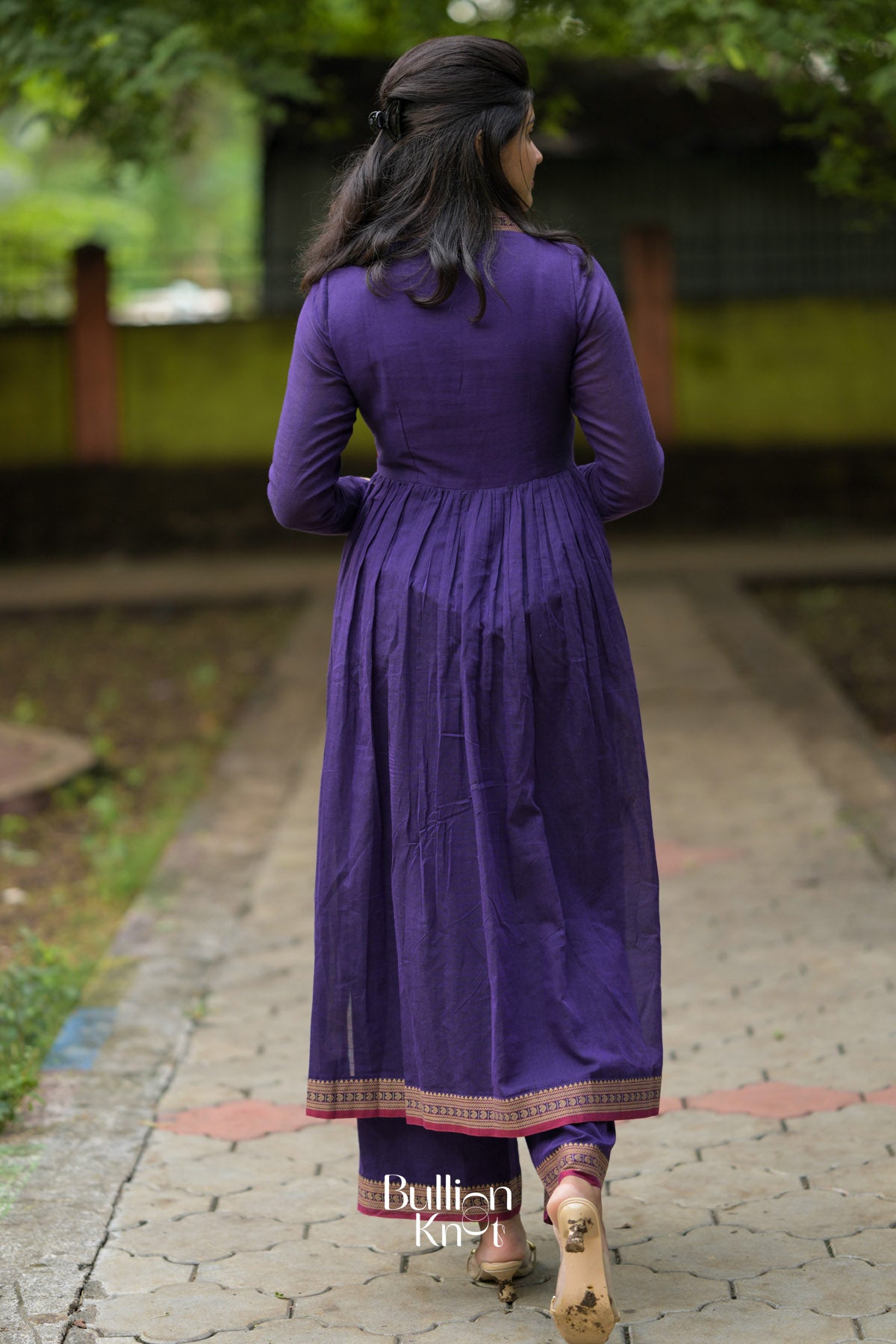 Sharvari Kurta Set in Violet
