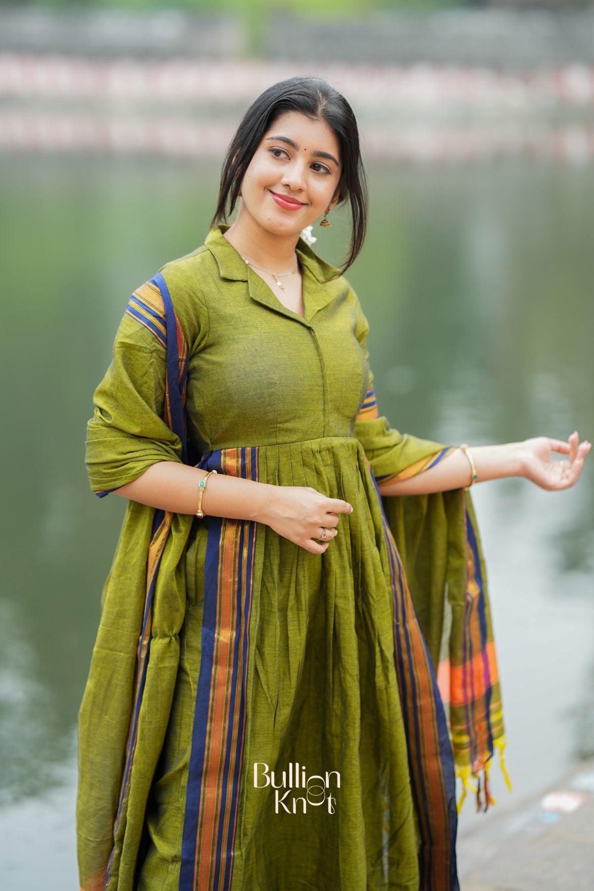 Syahi Handloom Suit Set in Olive Green