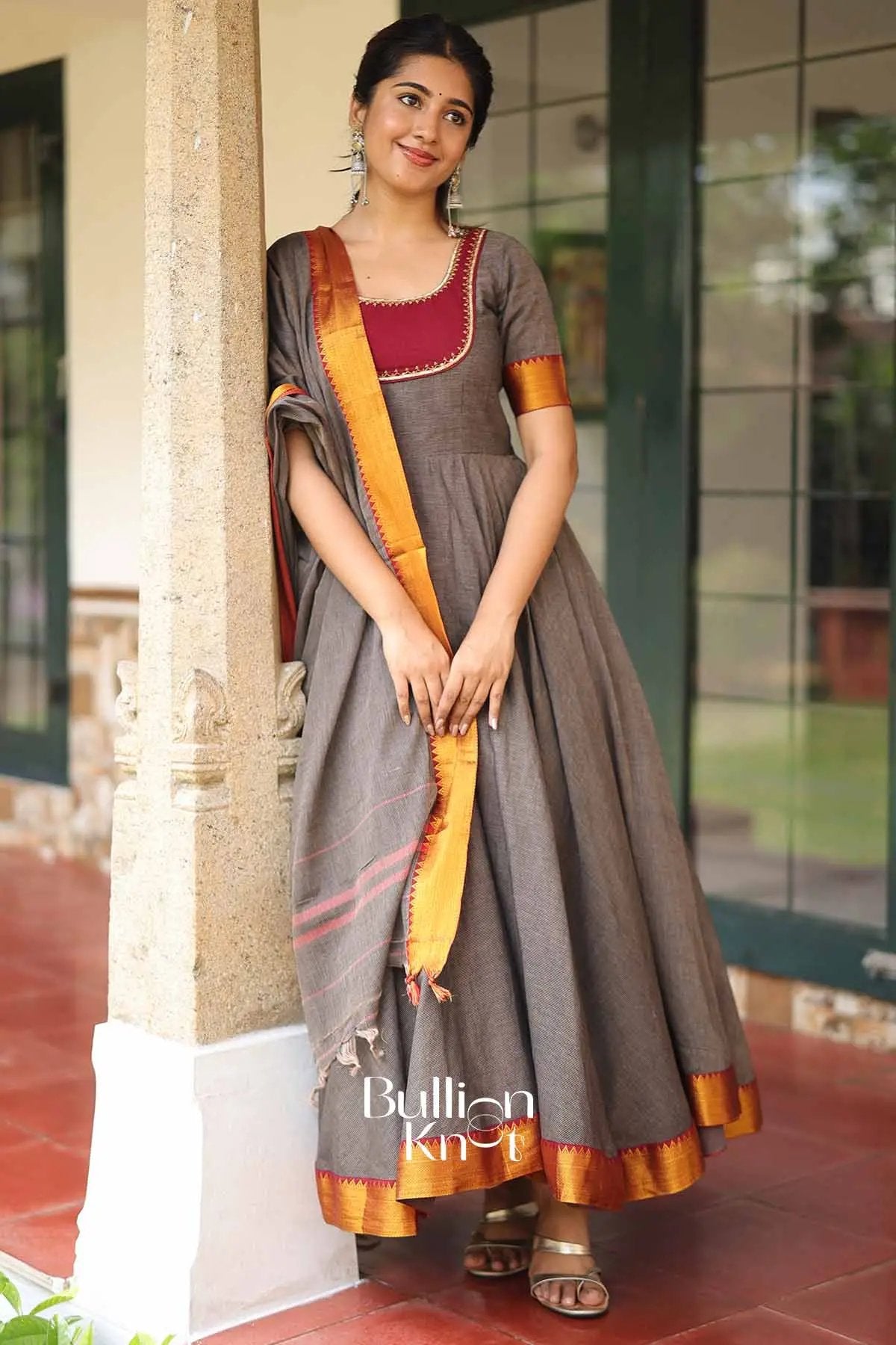Keshwini Gray Handwoven Narayanpet Cotton Anarkali Dress