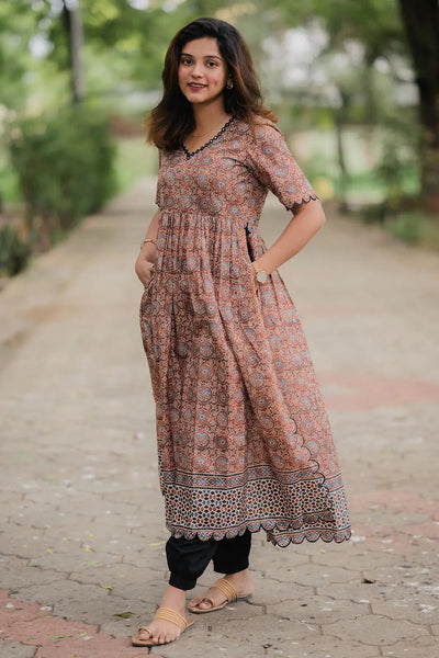 Laila Ajarakh Kurta Set - Bullionknot