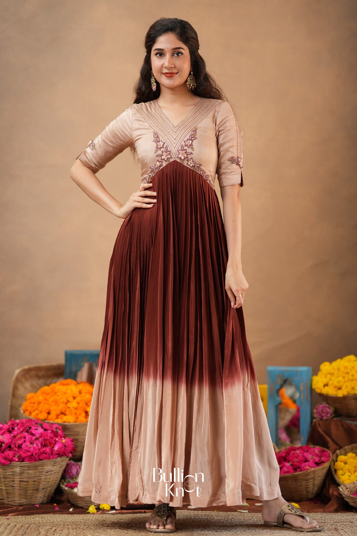 Mocha Mayurika Natural Crepe Brown 3D Floral Gown L / Brown Mocha Mayurika Natural Crepe Brown 3D Floral Gown L / Brown