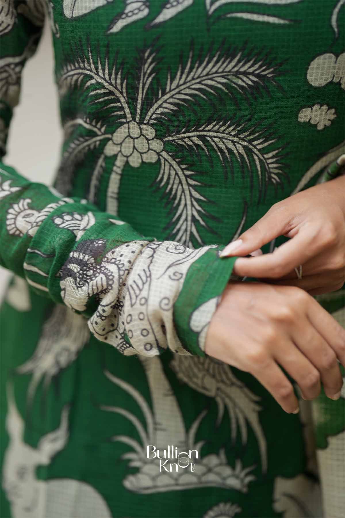 VanaRani | Emerald Green Kurta Suit Set for Cultural Events