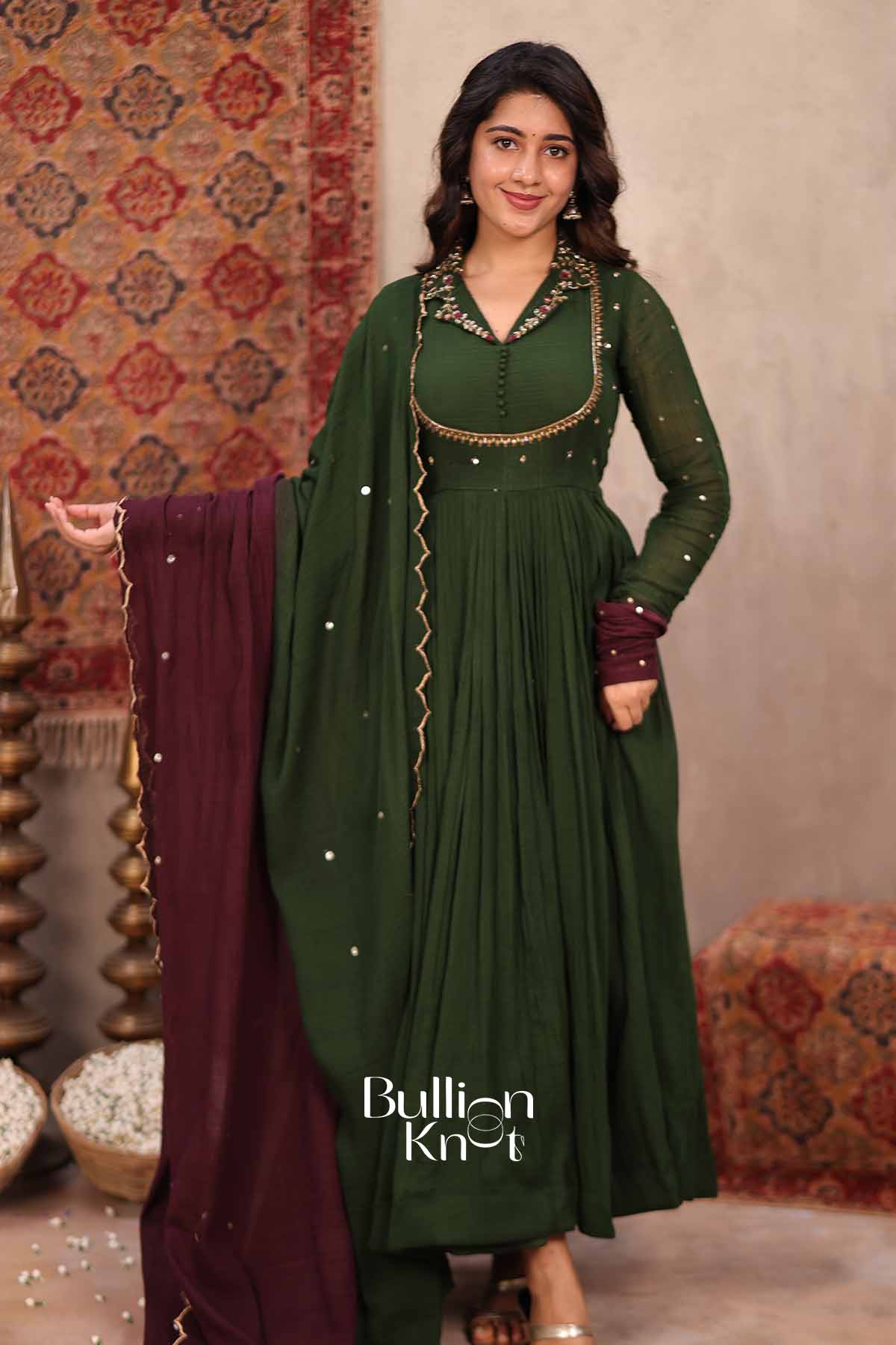 anarkali cotton dresses Exclusive Ethenic Dress - Daastan | Olive Green Handloom Set Color:As Picture:Ivory/Sand Versace - MEDUSA '95 fantasy dress Saree Crafted with meticulous attention