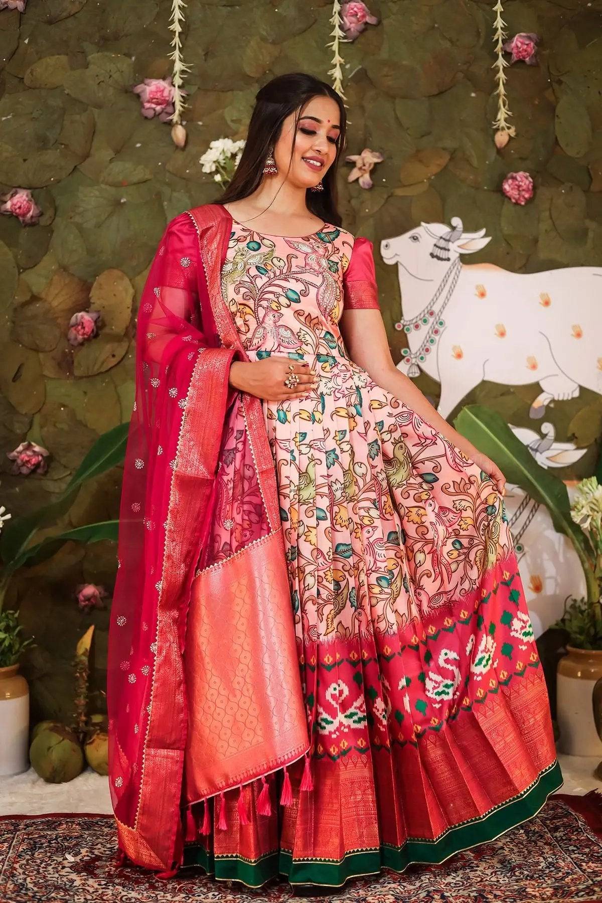 Buy online Off-white Flared Lehenga Choli With A Belt from ethnic wear for  Women by Scakhi for ₹7549 at 68% off | 2024 Limeroad.com