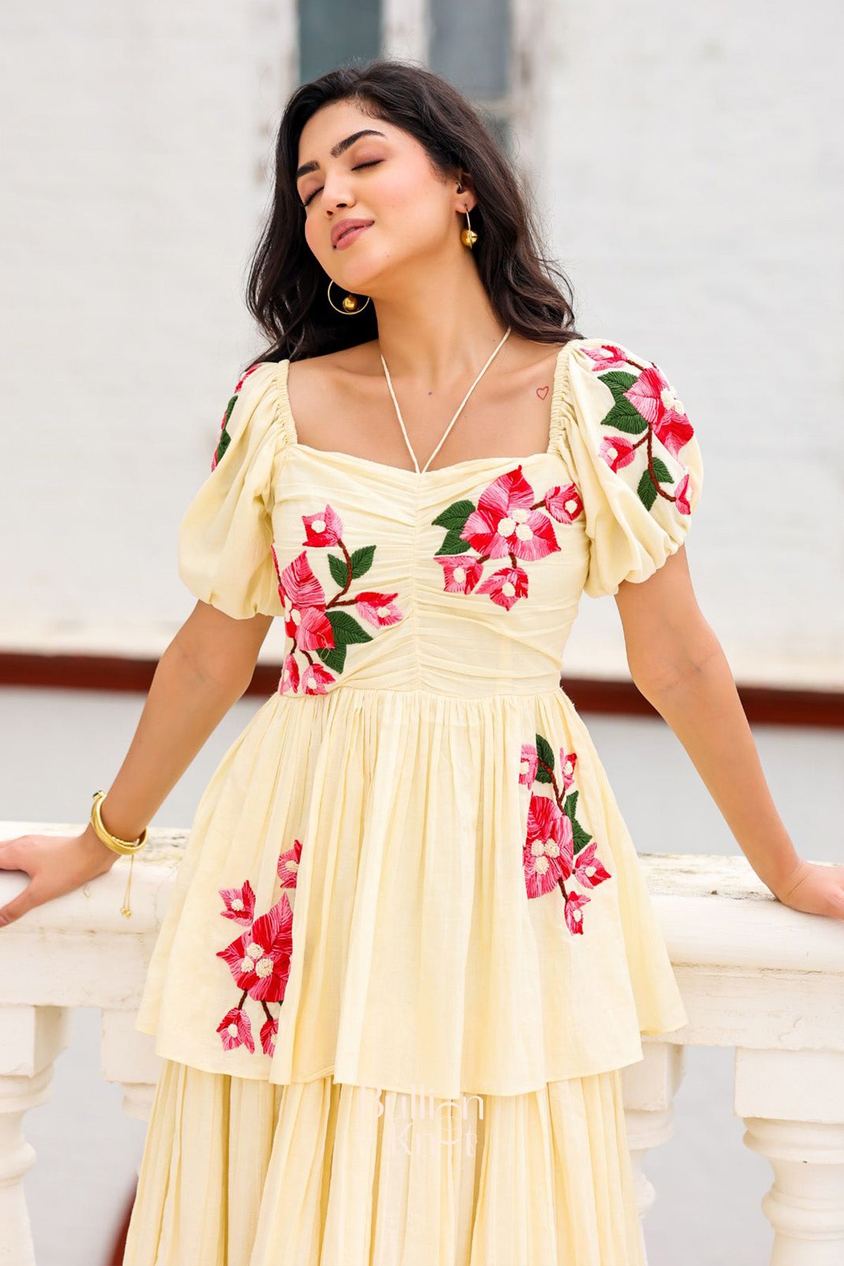 Delight Petal Vanilla Embroidery Layered Flared Maxi Dress L / Ivory Delight Petal Vanilla Embroidery Layered Flared Maxi Dress L / Ivory
