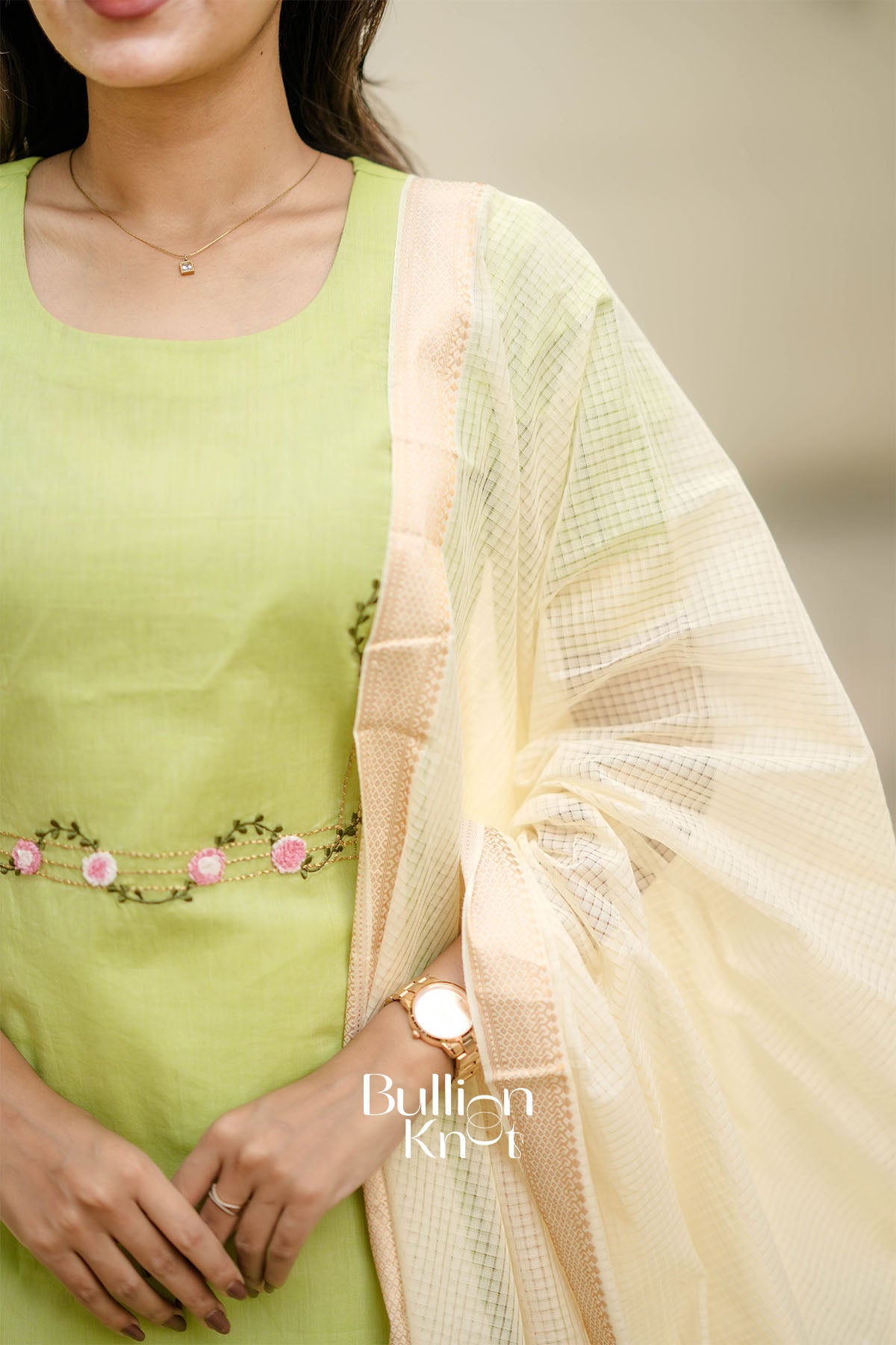 Sleeve close-up of Amodini Mangalagiri Cotton Suit Set