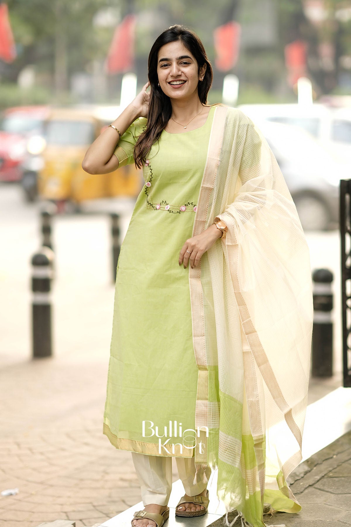 Side profile of Amodini Suit Set showing fit and silhouette