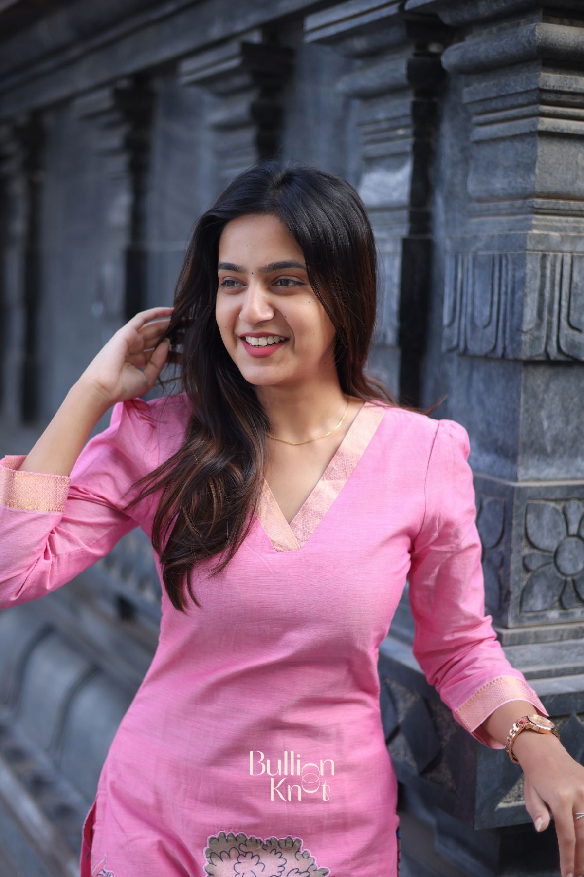 Chhaavi Handloom Kurta Set in Pink