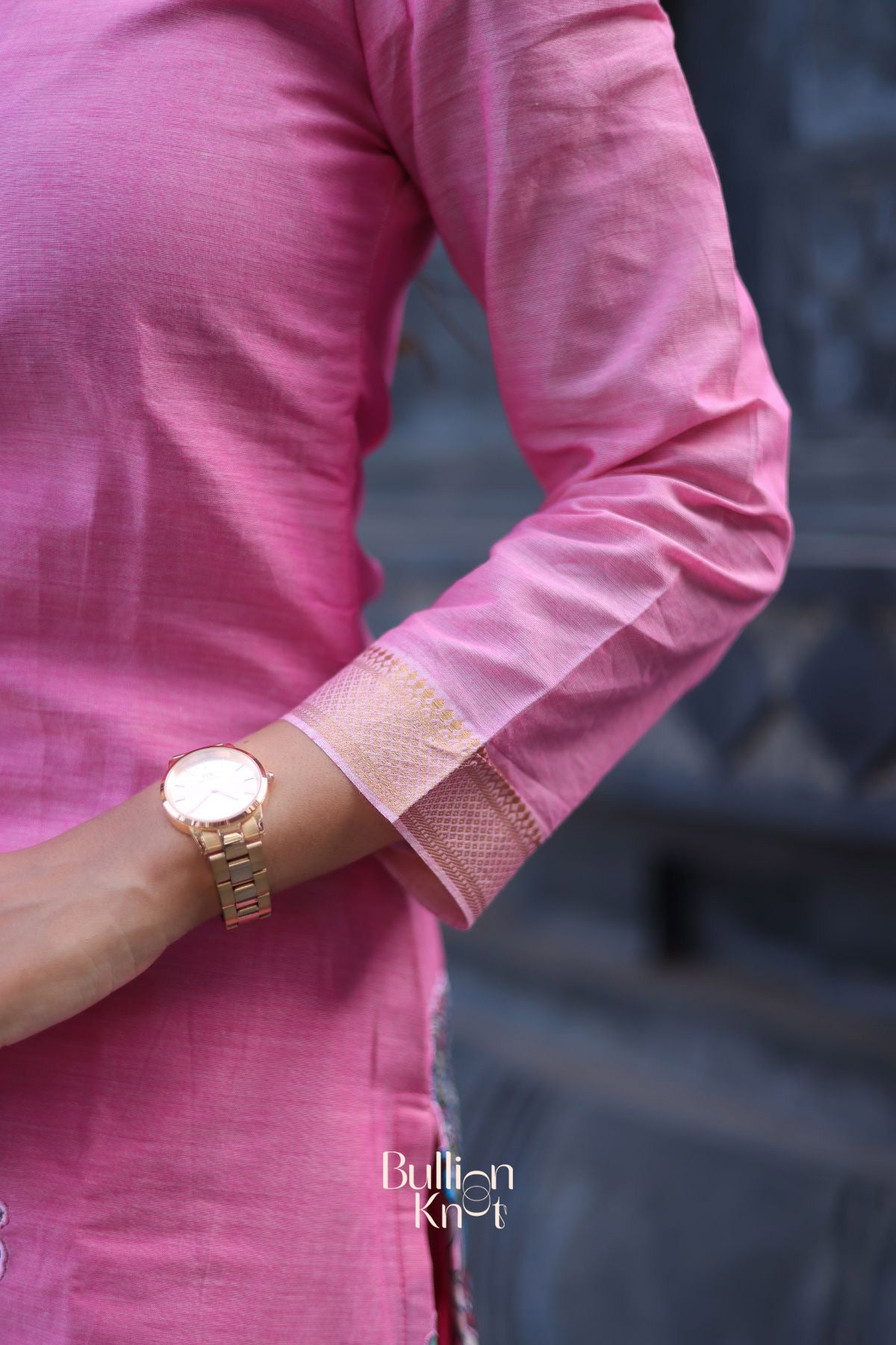 Chhaavi Handloom Kurta Set in Pink
