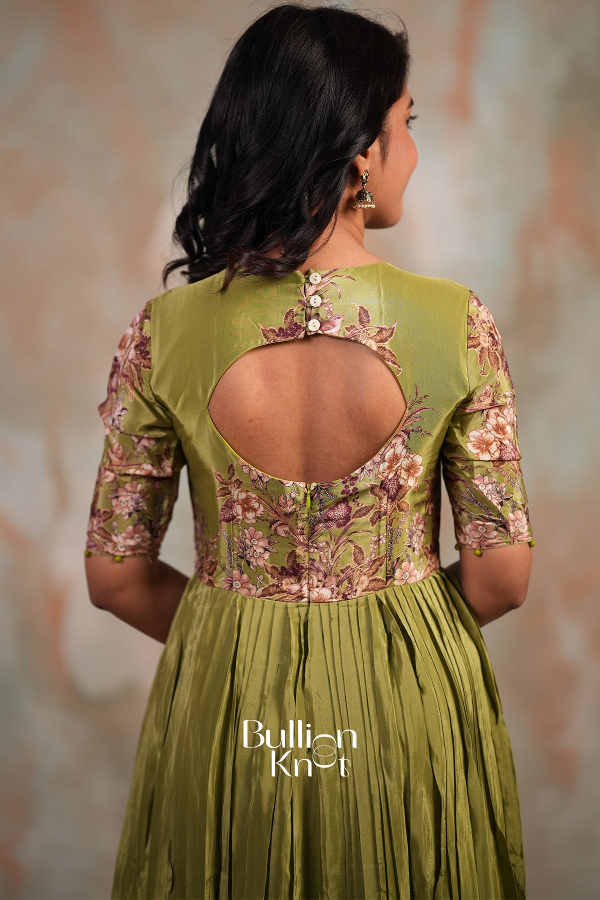 Glorencia Soft Crepe Long Dress In Green