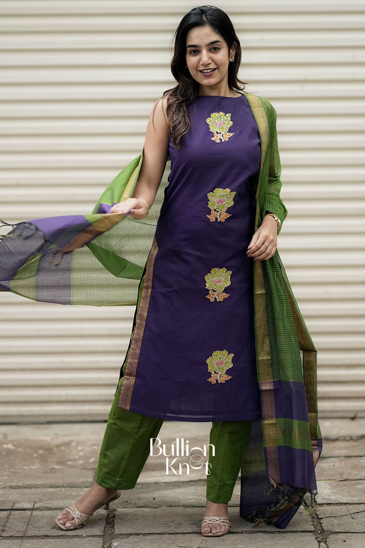 Himanshi Mangalgiri Cotton Kurta set In Blue