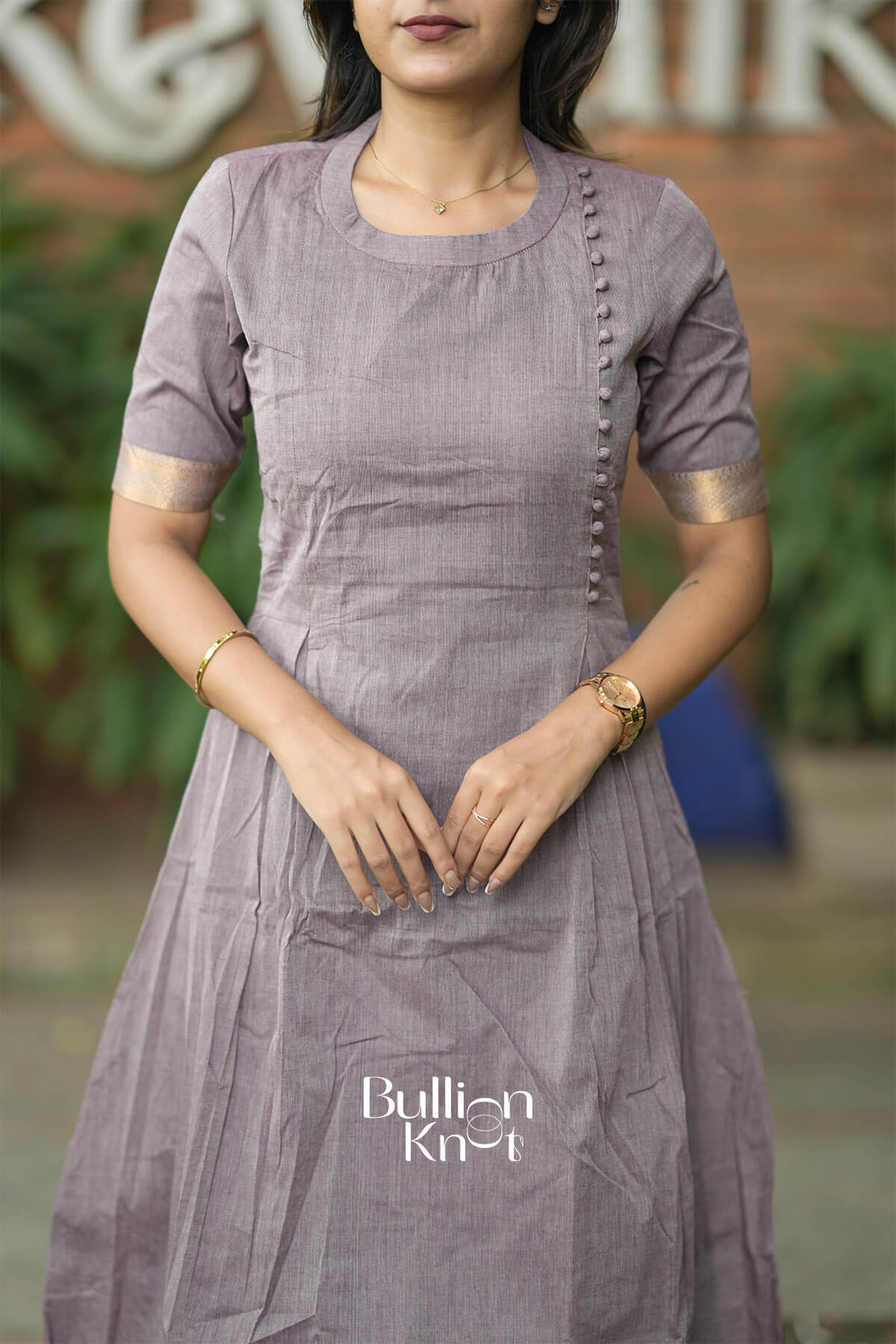 Oviya Handloom Kurta Set in Gray