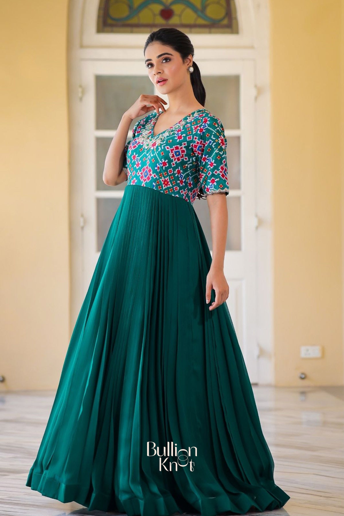 Gehna Patola Maxi (Dress) in Green