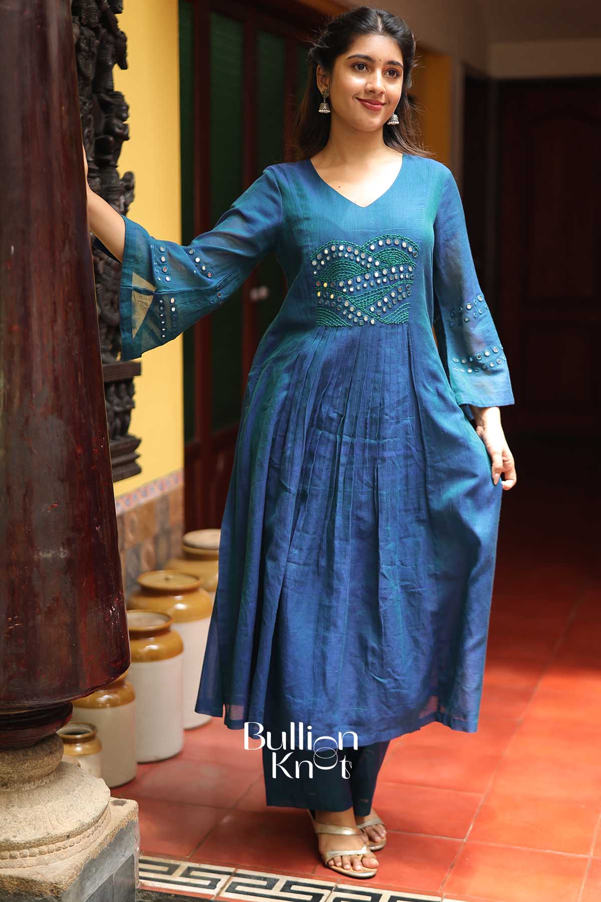 Gulnaaz Indigo Handloom Mirror Work Kurta Set