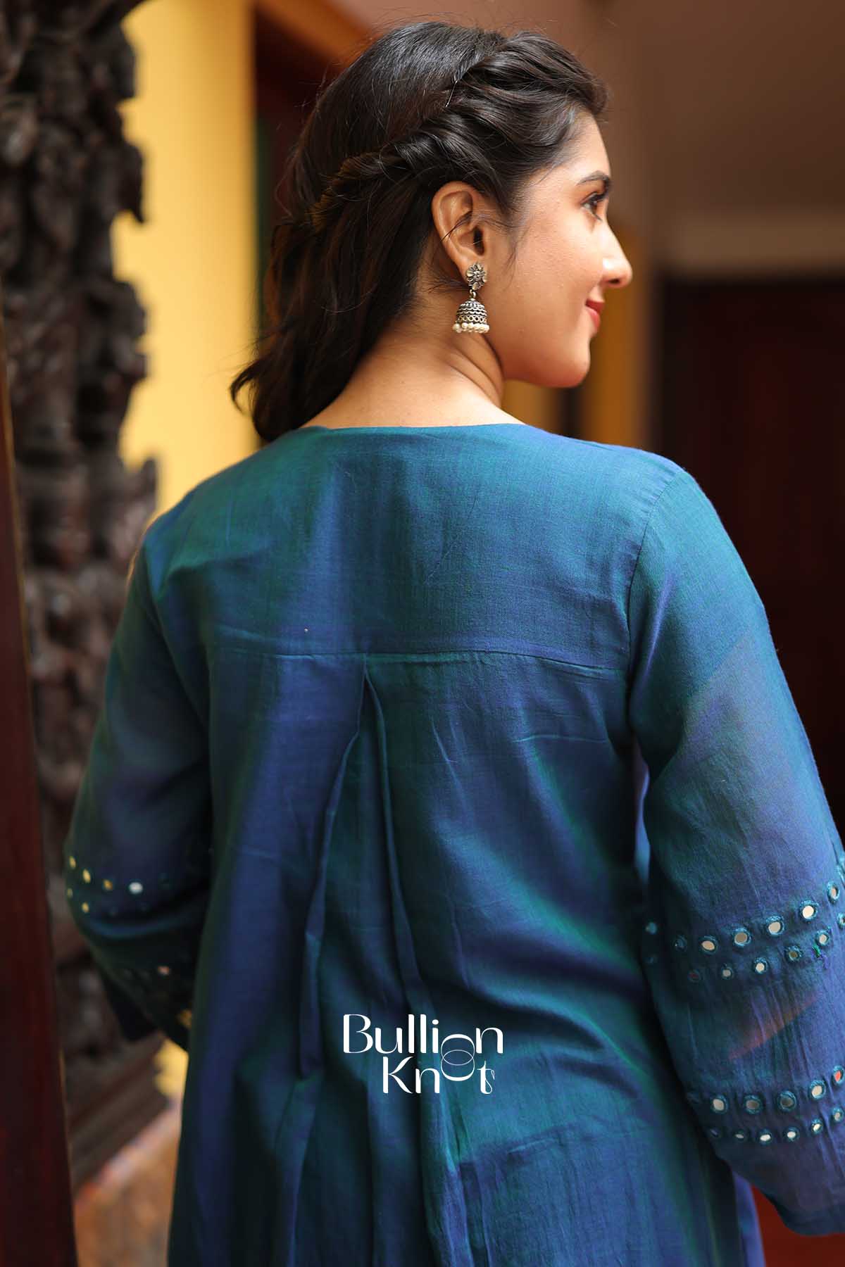 Gulnaaz Indigo Handloom Mirror Work Kurta Set