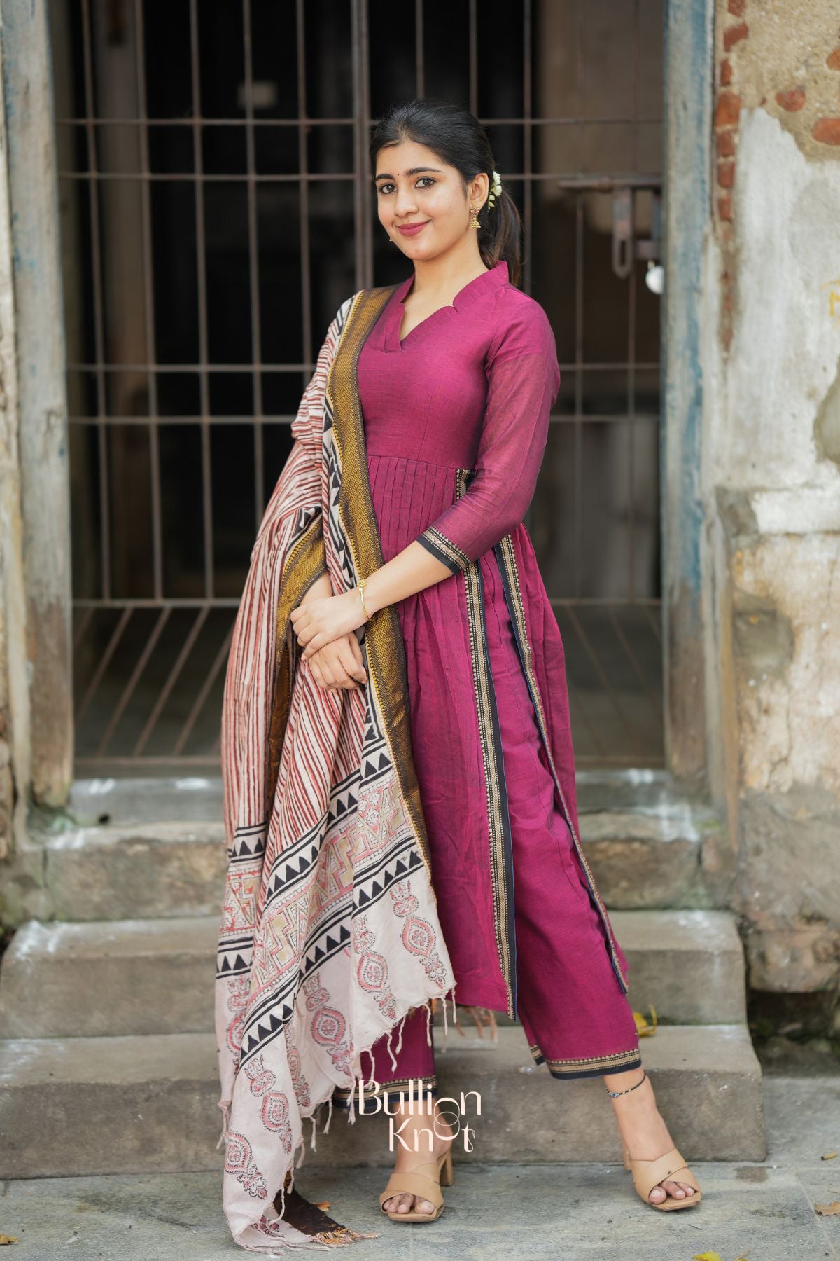 Kasturi Handloom Kurta Set in Maroon