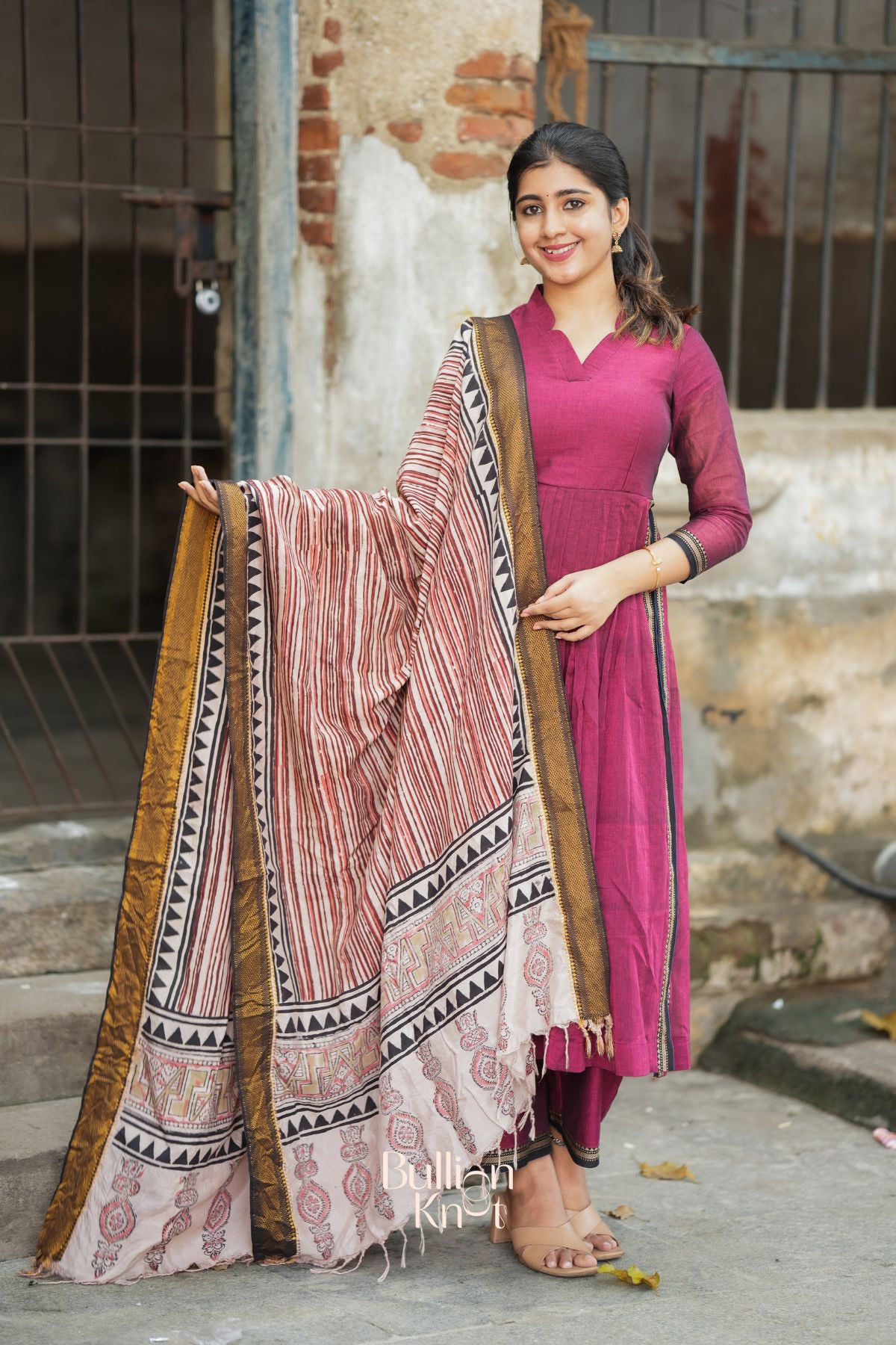 Kasturi Handloom Kurta Set in Maroon