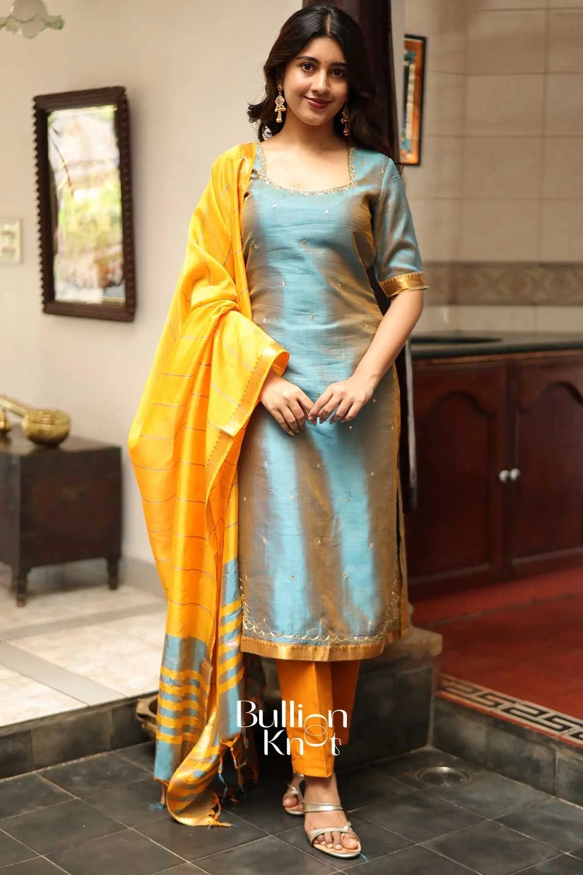 Lagoon | Teal Mangalgiri Pattu suit set with Dupatta