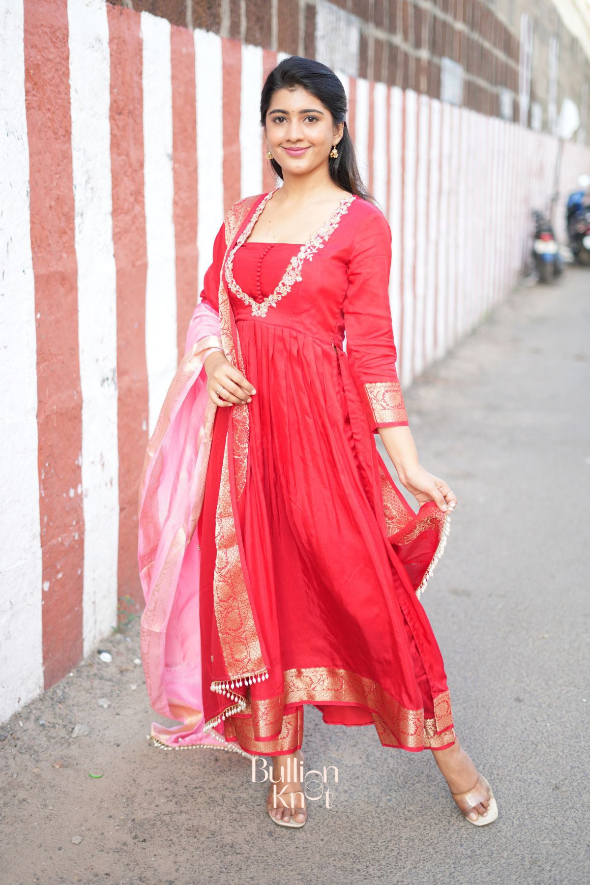 Madhubala Silk Kurta Set in Red
