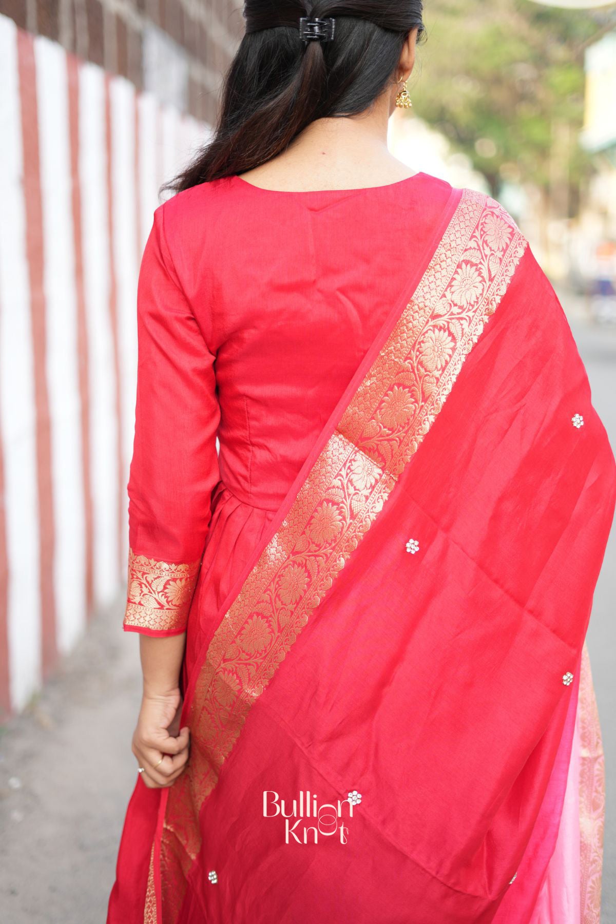 Madhubala Silk Kurta Set in Red