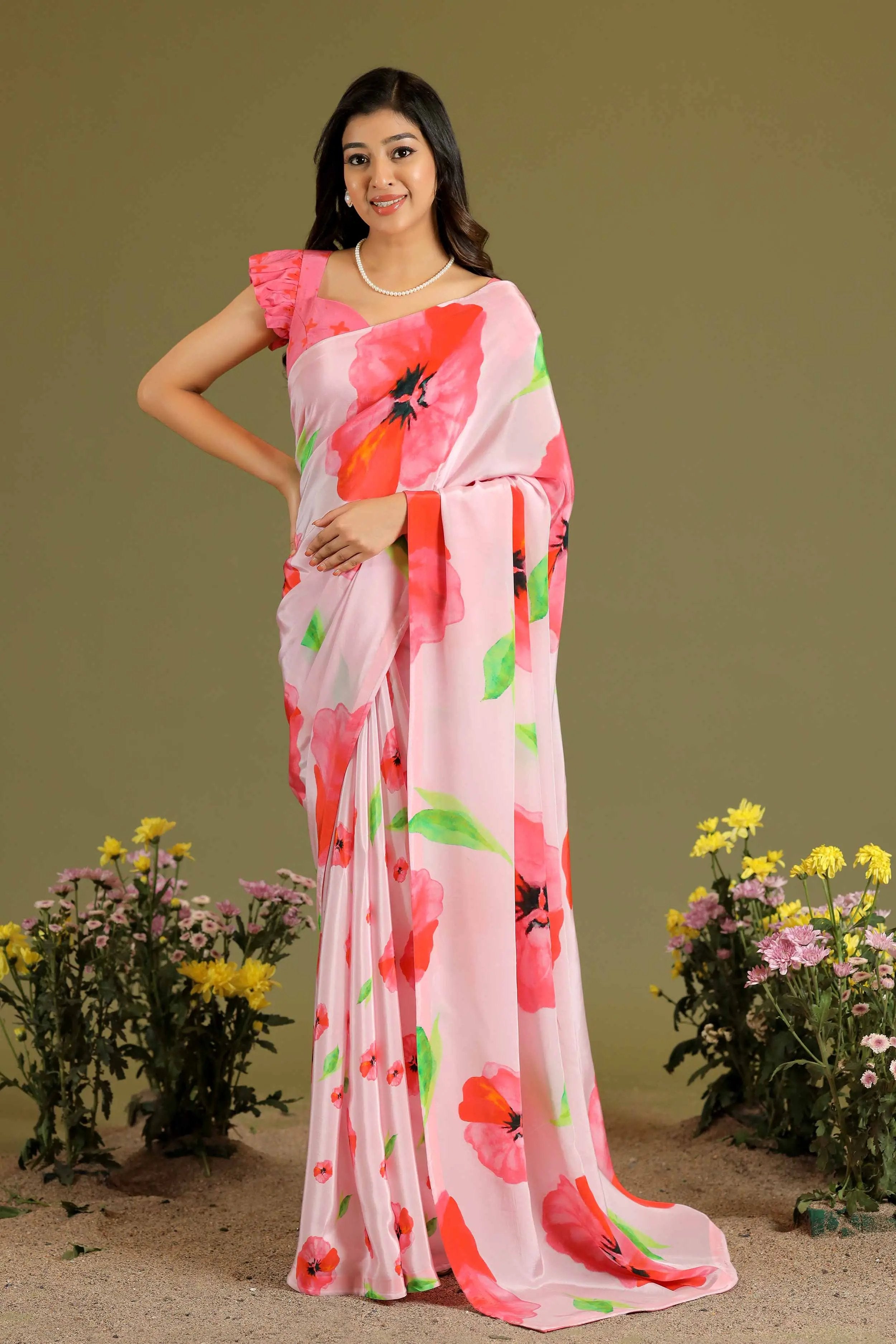 Mallow Swan Retro Prints Saree