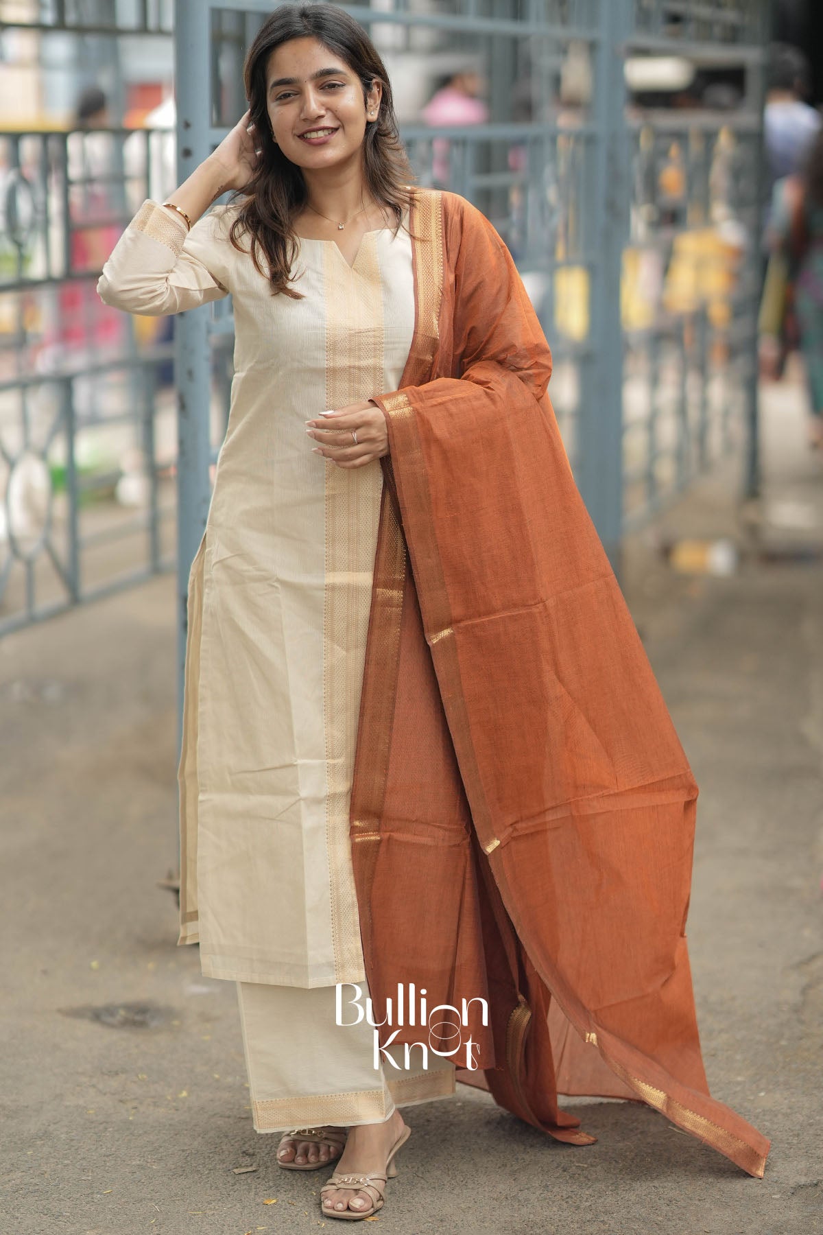 Mishka Mangalgiri Cotton Kurta Set in Maroon