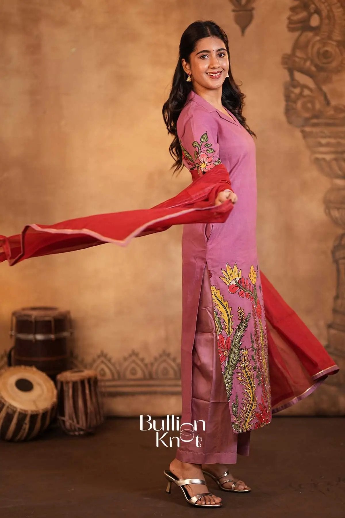 Navika Pink Handloom Kurta Set for Elegant Occasions